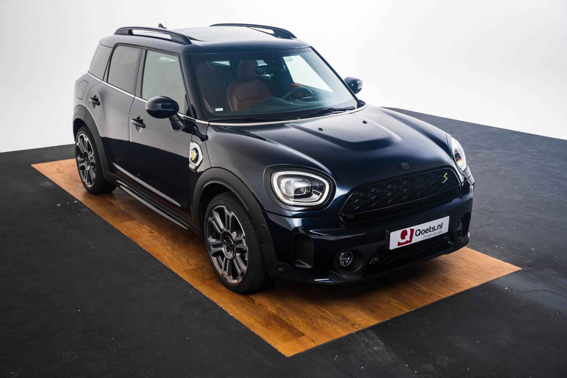 Mini Cooper SE Countryman ALL4 Yours Panoramadak - Parking/Driving Assistant - Comfort Acces - Elektrische achterklep - Elektrisch inklapbare buitenspiegels - Cruise Control - Chrome Line Interieur - - 57/59