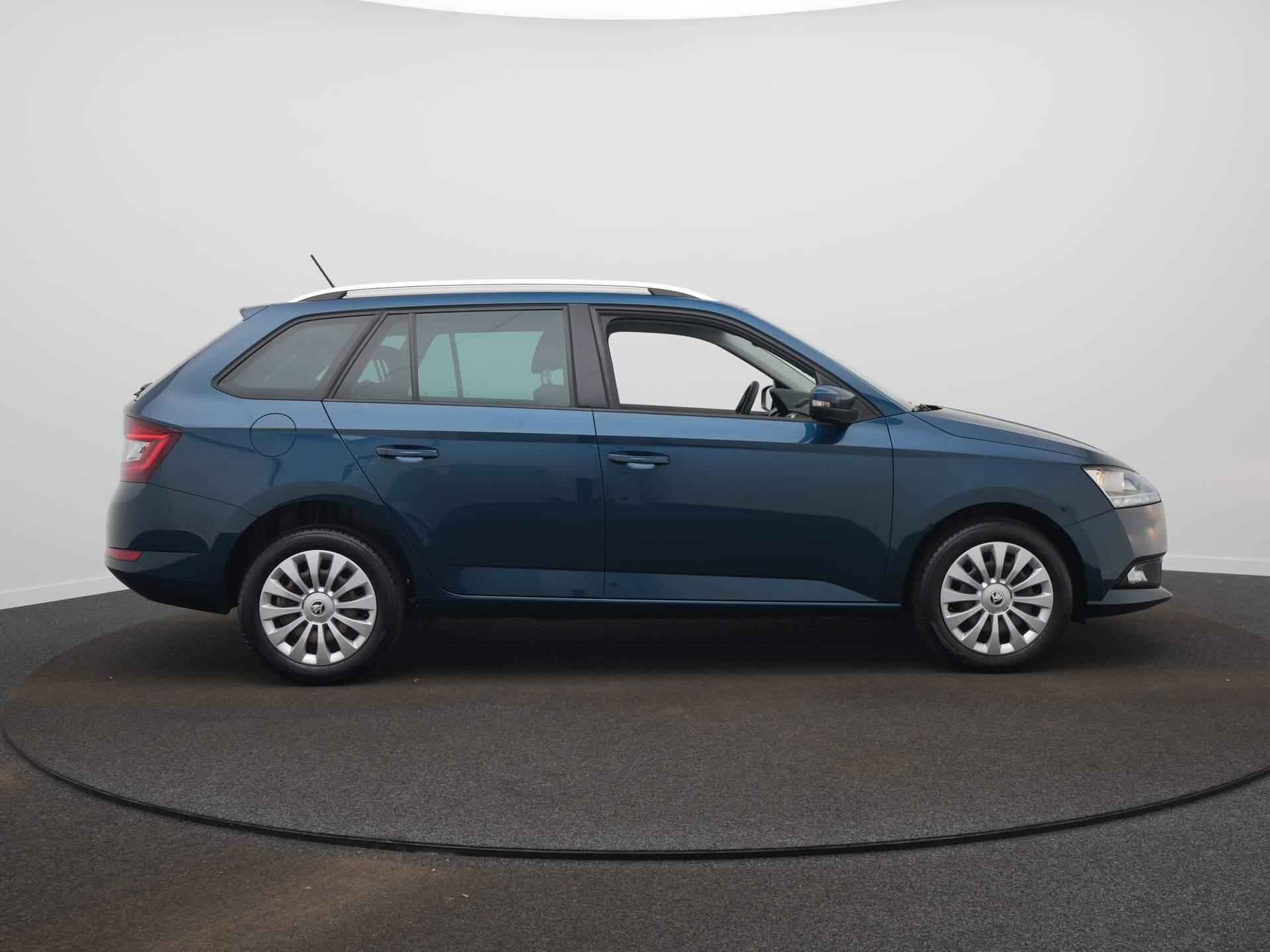 Skoda Fabia Combi 1.0 TSI Ambition / Sensoren / Carplay / Climate - 4/37