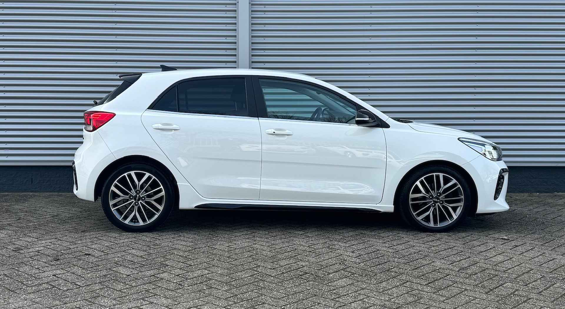 KIA Rio 1.0 T-GDI MHEV  120pk GT-Line | Stoel/Stuurwielverwarming |  Navigatie | Climate | Lichtmetalen velgen | - 24/40