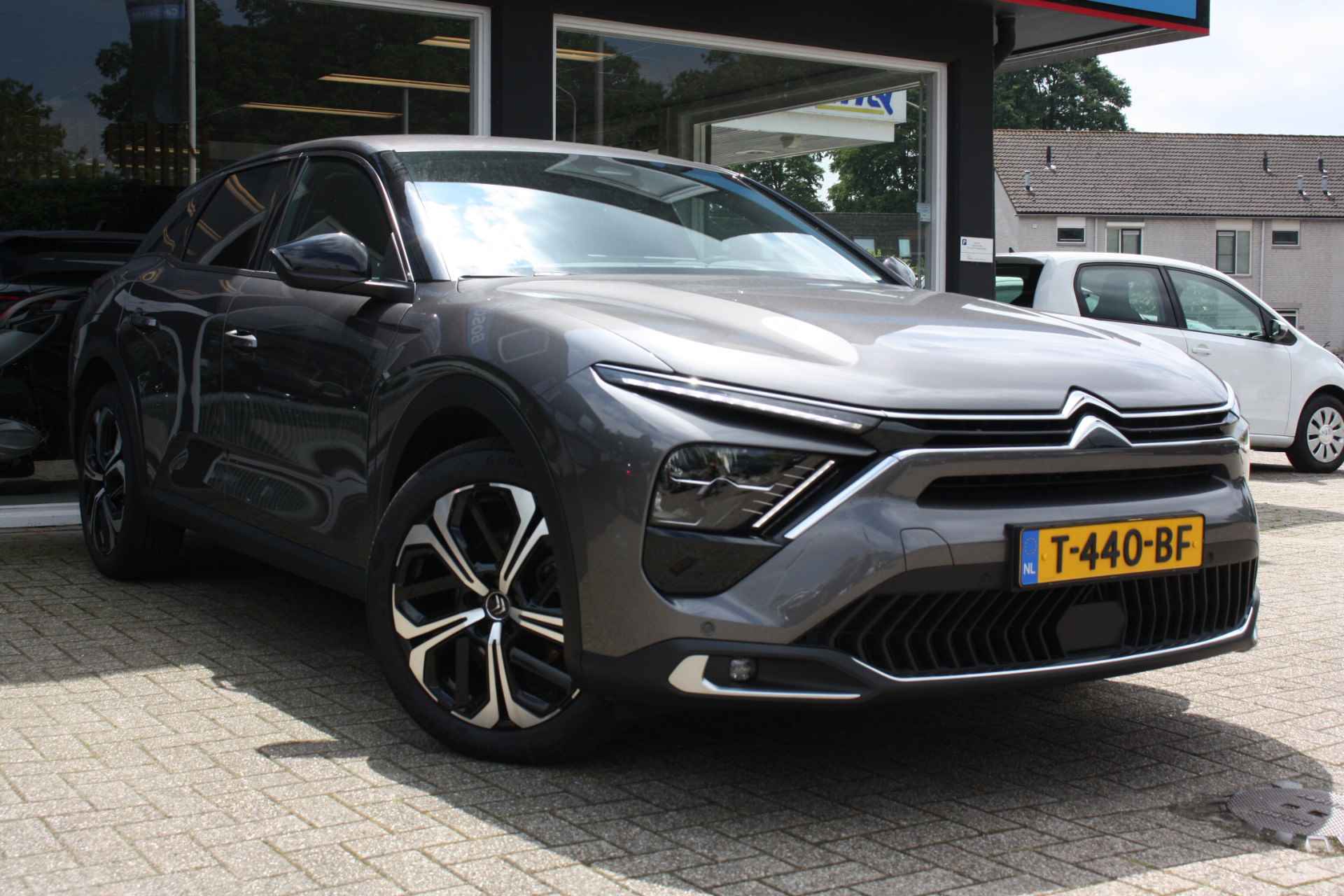 Citroën C5 X 1.2 PureTech Business Plus | Camera | Leer | Keyless - 4/53