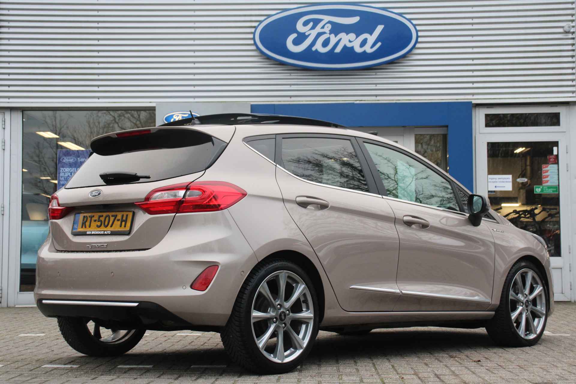 Ford Fiesta 1.0EB VIGNALE AUTOMAAT | 1e EIGENAAR! | LEDER | NL-AUTO! | ADAPTIVE CRUISE | PARK SENS V+A | CAMERA | DEALER ONDERHOUDEN! - 3/36