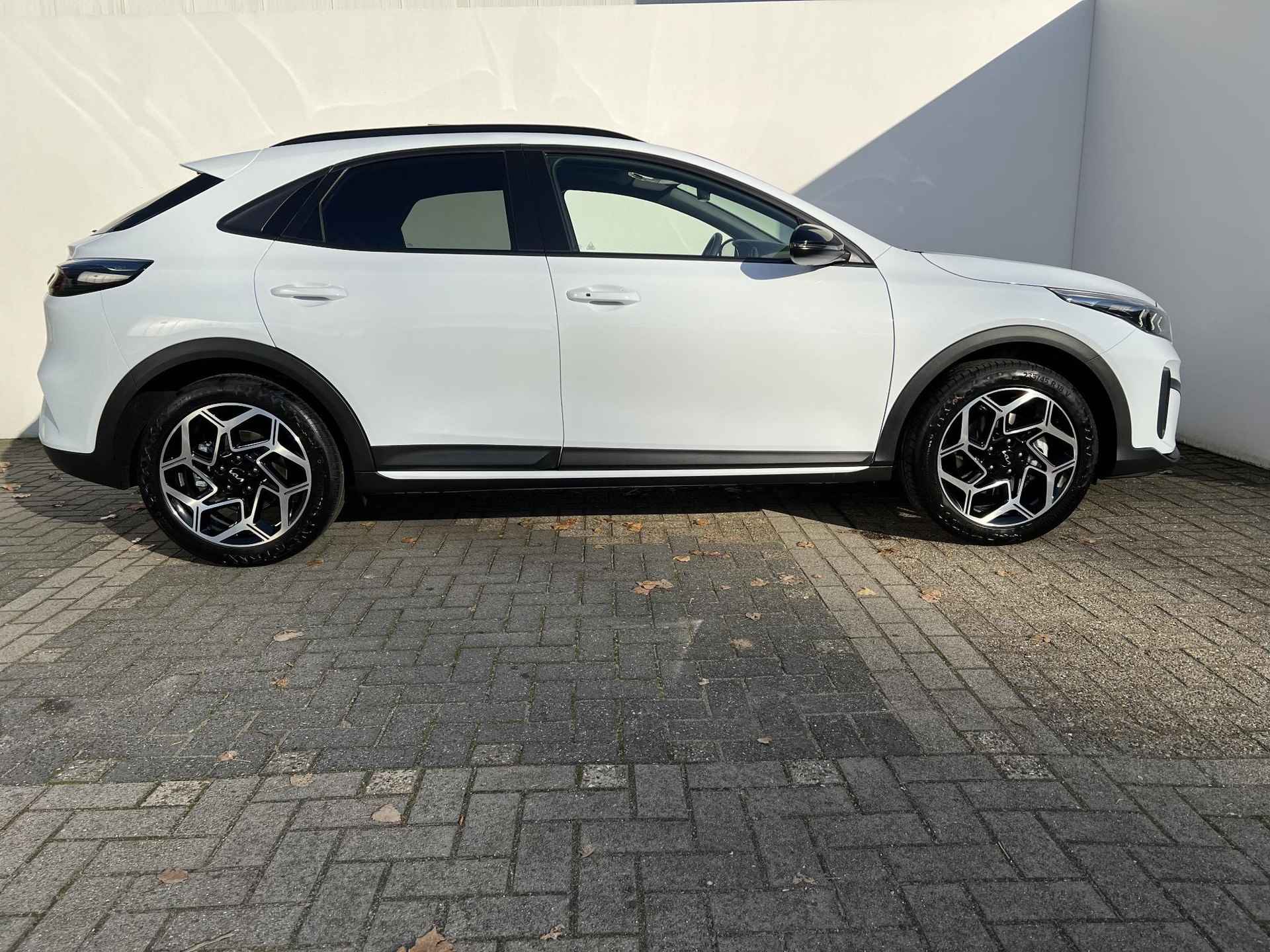 KIA XCEED GT-LINE | NAVI | PANORAMADAK | STOEL-STUURVERWARMING | KEYLESS ENTRY | SNEL LEVERBAAR | | INRUILVOORDEEL € 4500,- VRAAG NAAR DE VOORWAARDEN | NU TE BESTELLEN BIJ KIA DELFT | - 2/19