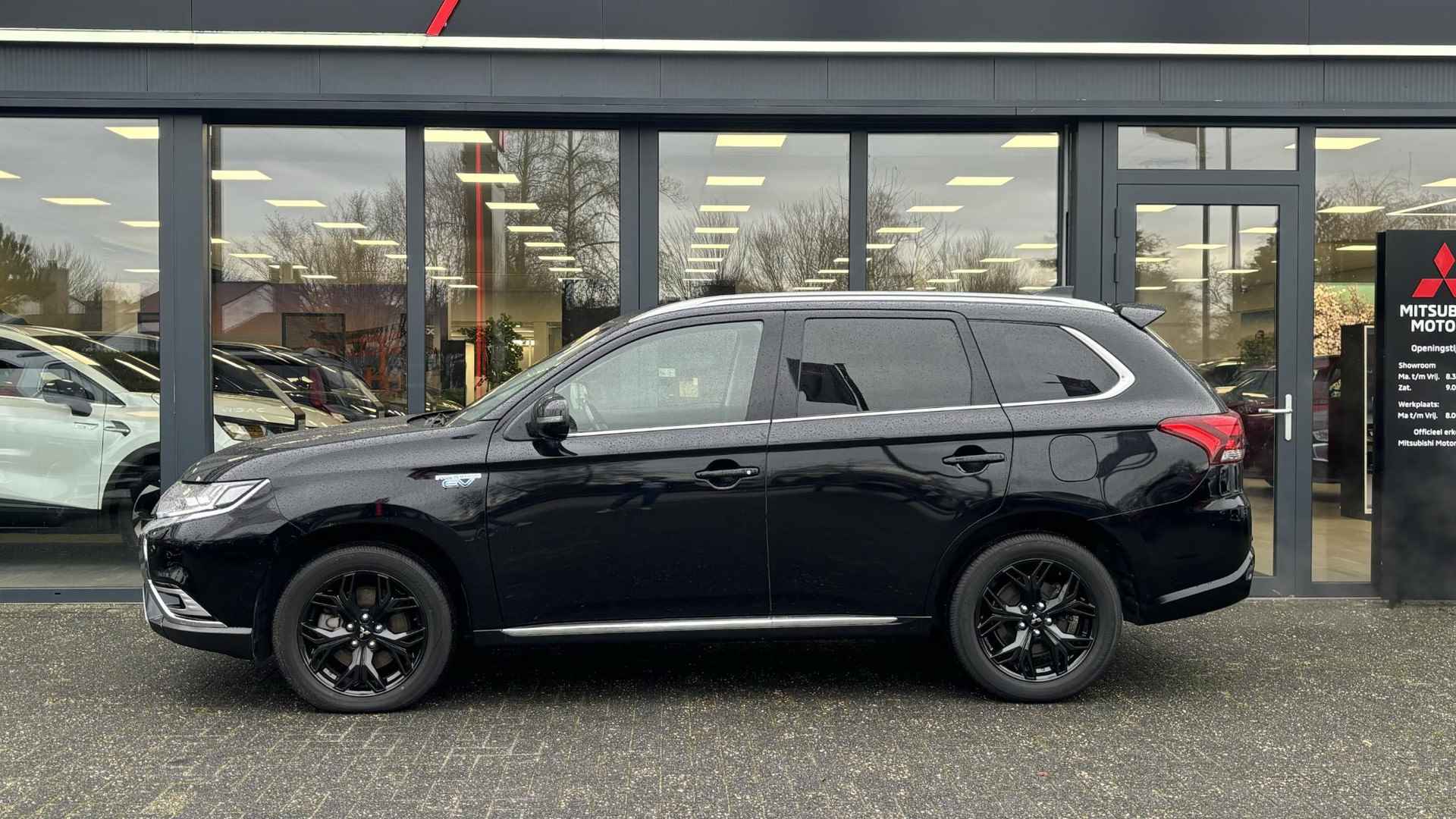 Mitsubishi Outlander 2.4 PHEV Intense+ - 13/22