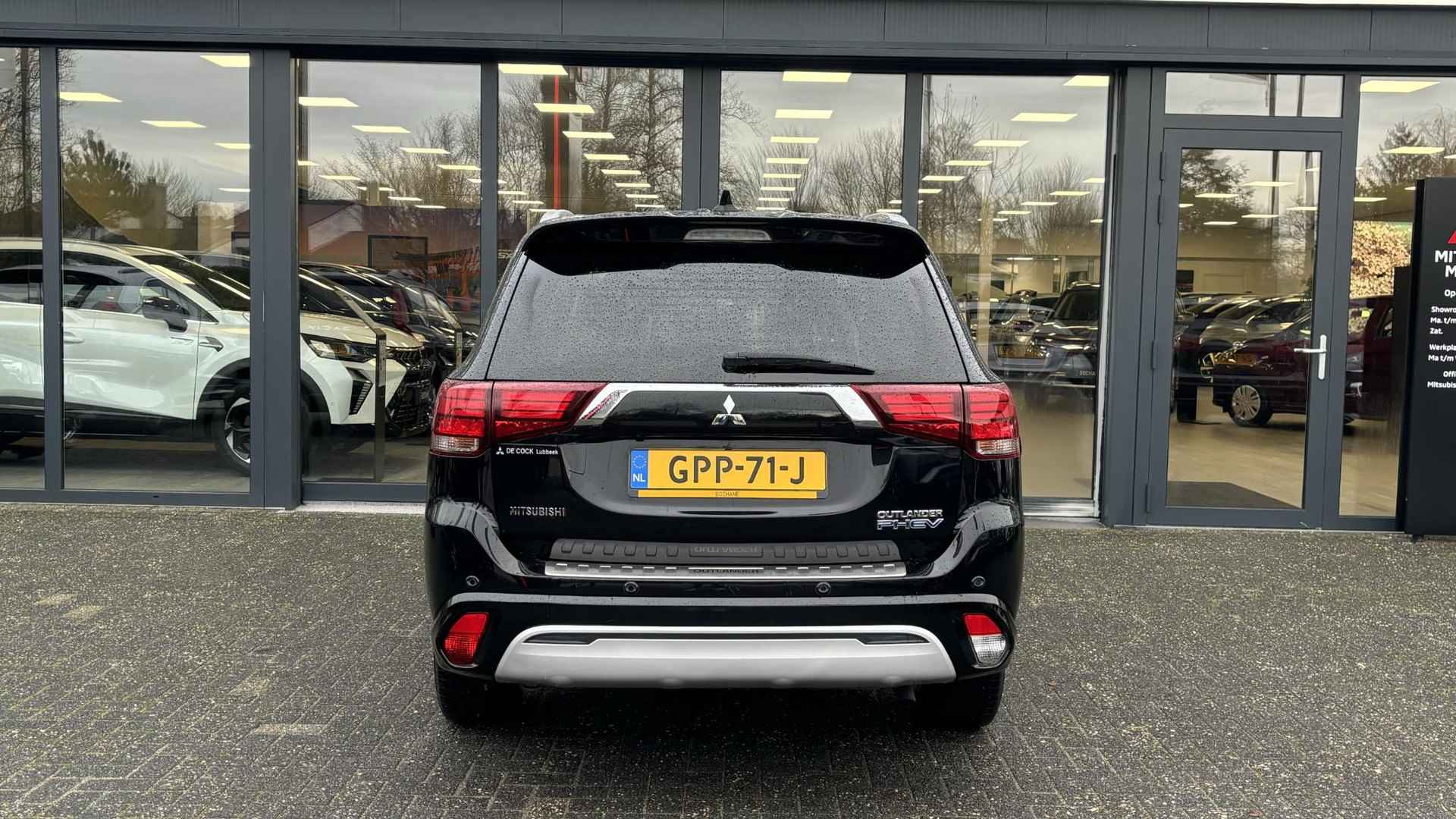 Mitsubishi Outlander 2.4 PHEV Intense+ - 16/22