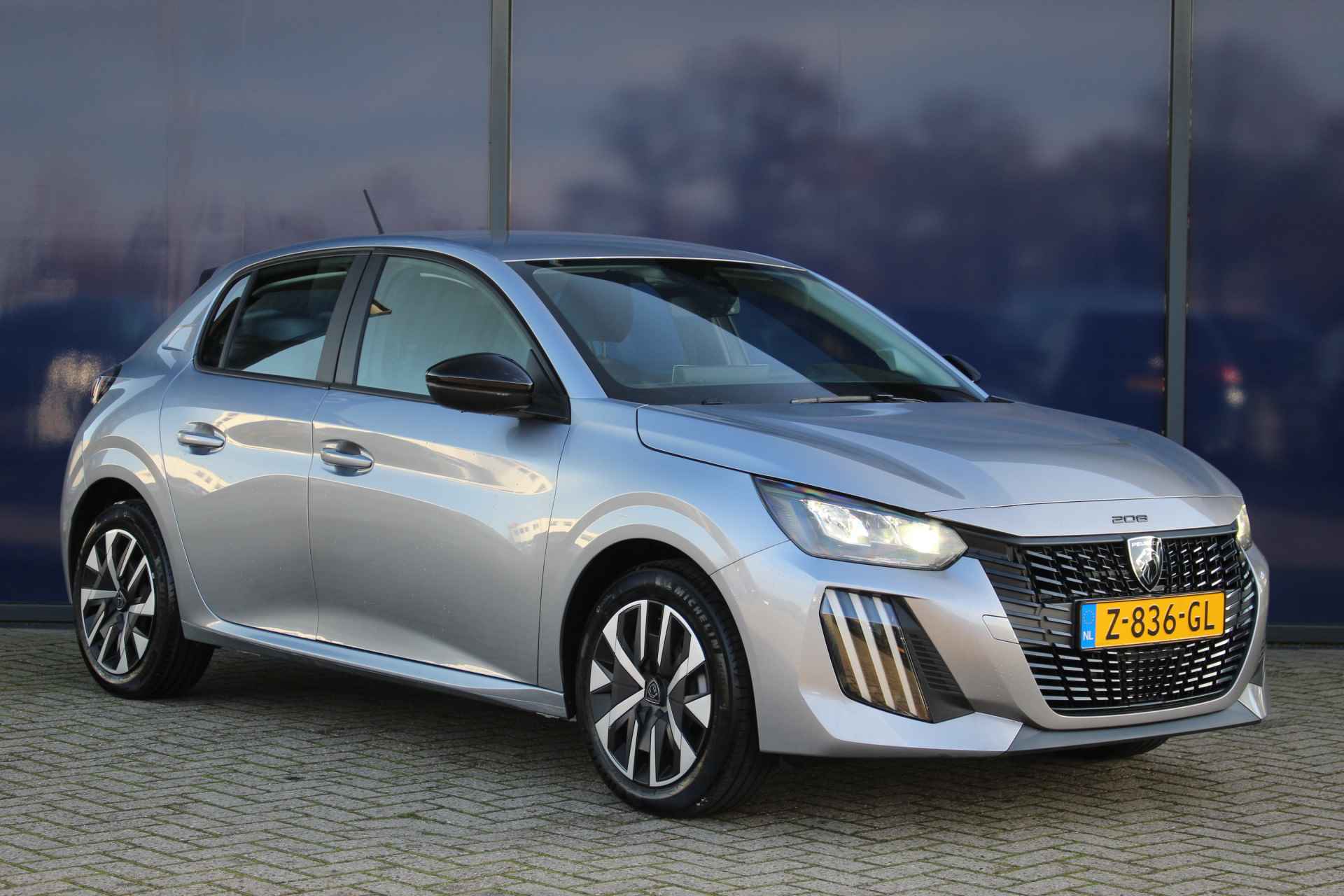 Peugeot 208 1.2 PureTech 100 Active | Carplay | Led | Dab | Cruise | Airco | - 14/38