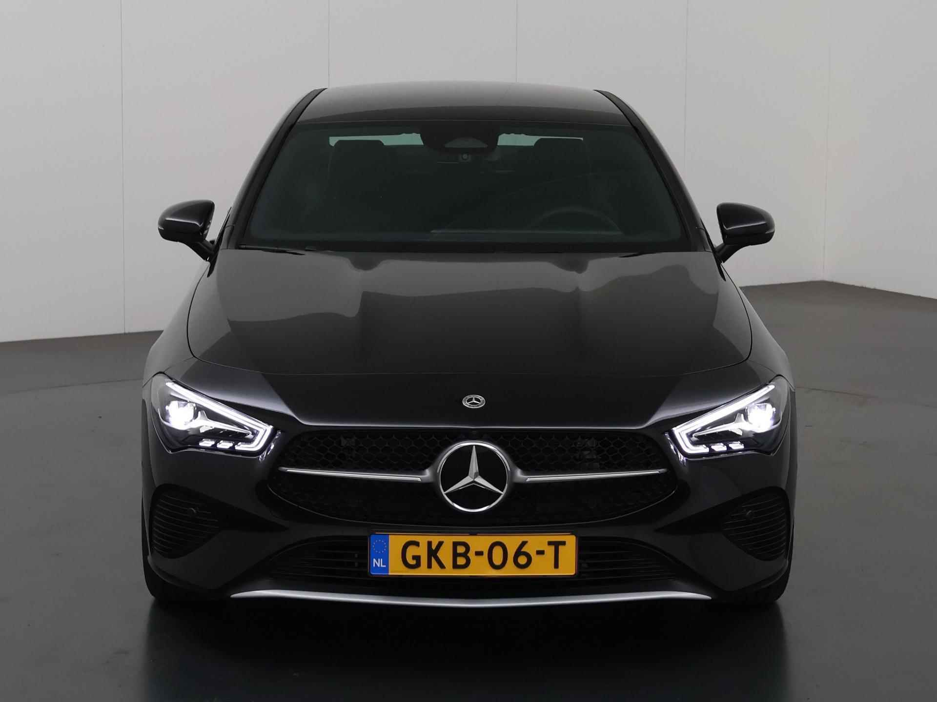 Mercedes-Benz CLA-klasse 180 Star Edition | Stoelverwarming | Achteruitrijcamera | Cruise Control | Climate Control | - 4/44