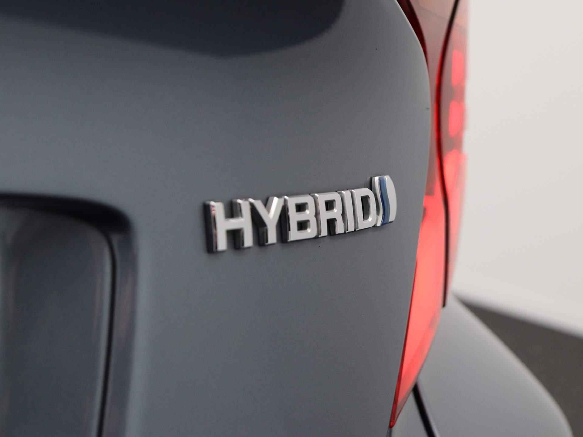 Toyota C-HR 1.8 Hybrid First Edition | JBL Audio | Stoelverwarming | Achteruitrijcamera | DUO-Climate Control | Bi-Tone | - 42/54