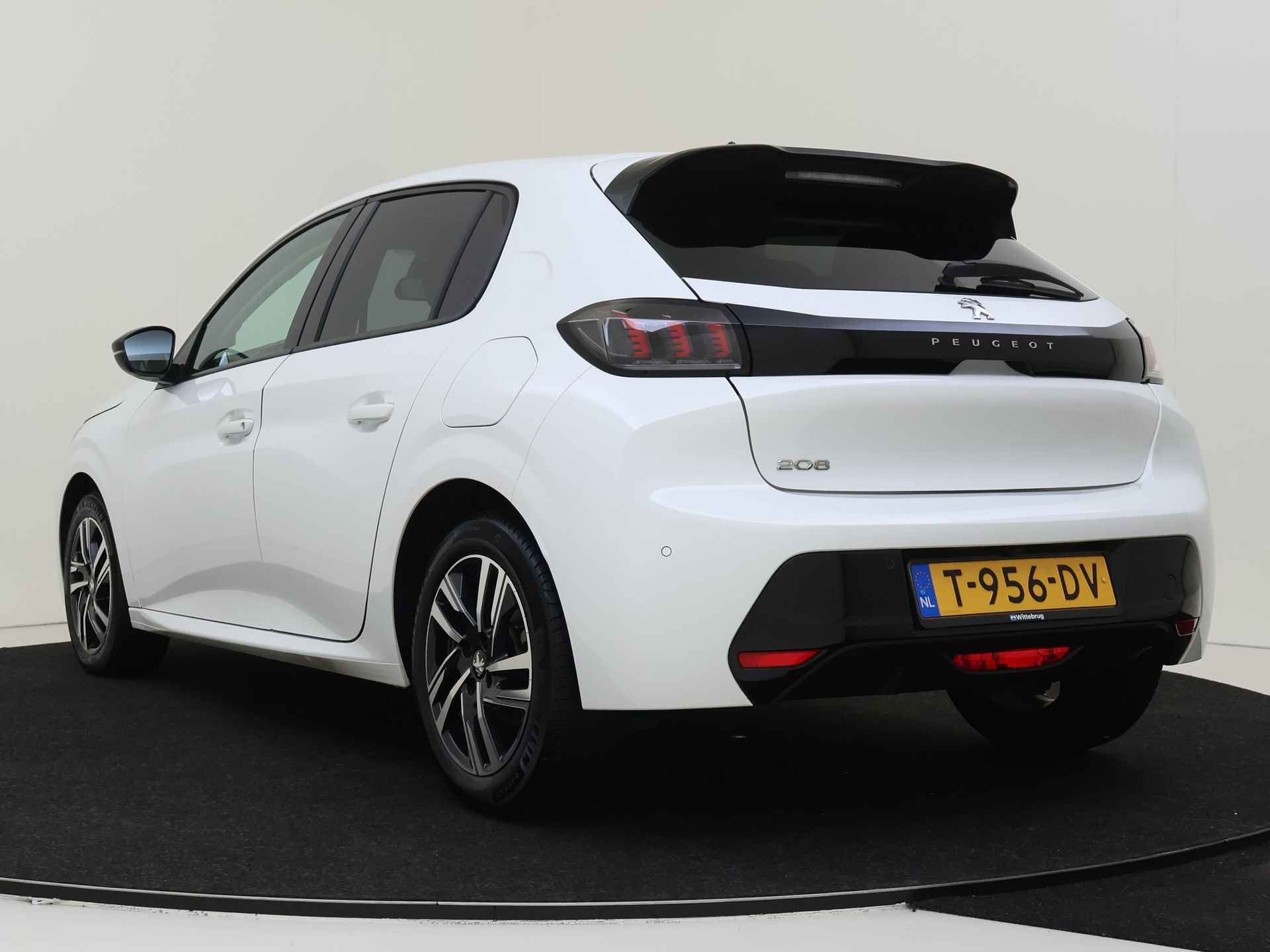 Peugeot 208 1.2 PureTech Allure Pack Automaat | Navigatie | Climate Control - 5/33