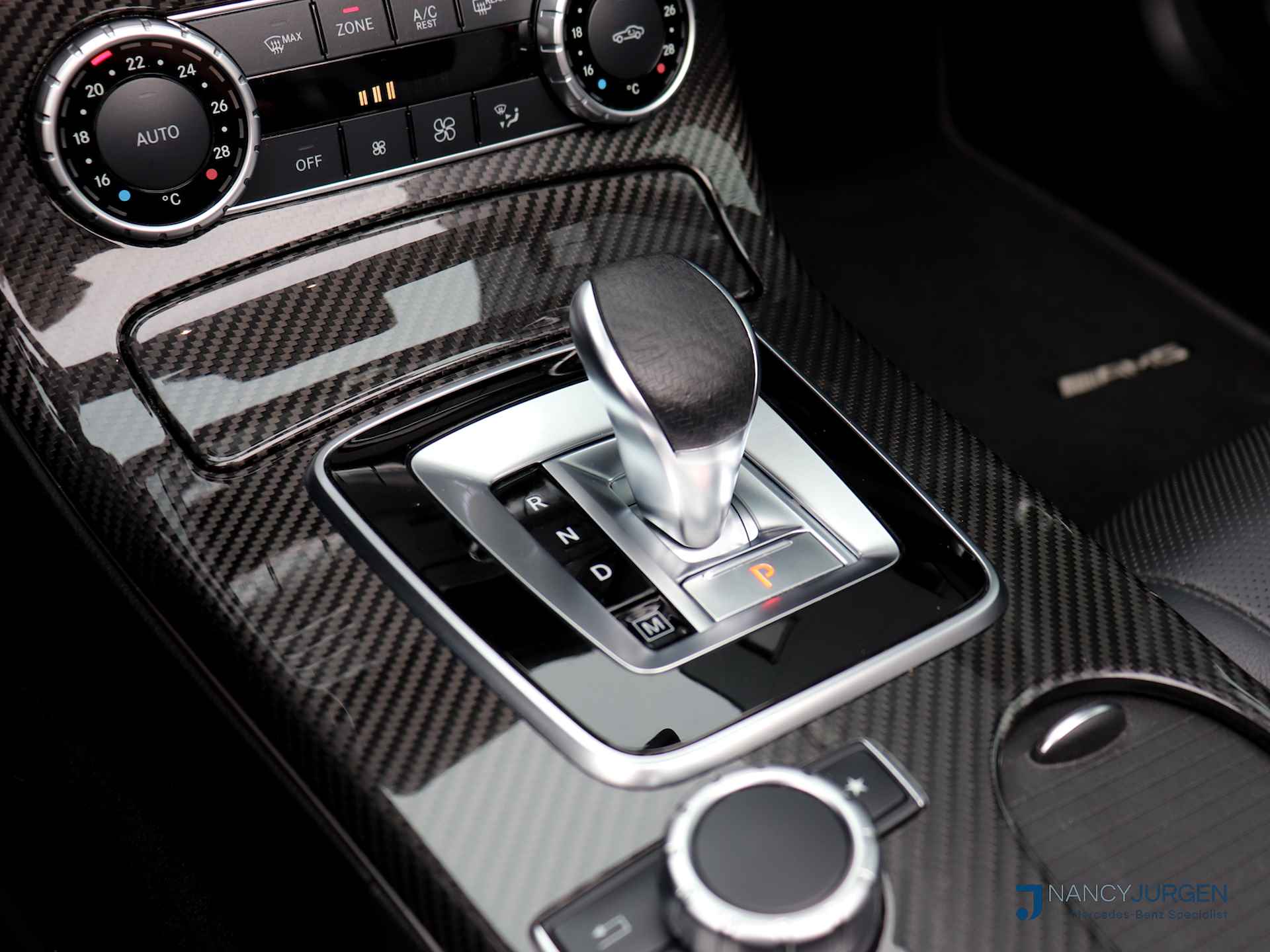 Mercedes-Benz SLC 300 AMG | Red Art Edition | 9-G Automaat | Airscarf | Stoelverwarming | Comand Navi | Pano | Apple Car Play | Modeljaar 2018 | UNIEKE Cabrio !! | Volledig dealeronderhouden!! - 25/48