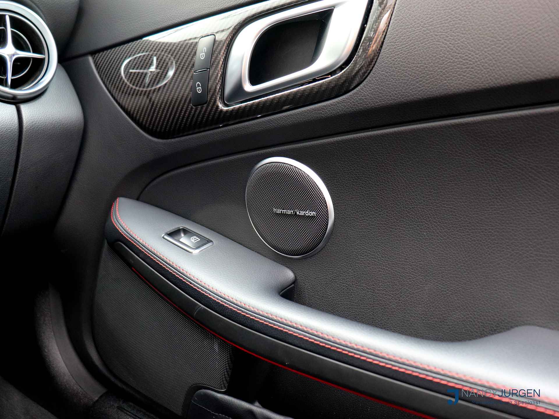 Mercedes-Benz SLC 300 AMG | Red Art Edition | 9-G Automaat | Airscarf | Stoelverwarming | Comand Navi | Pano | Apple Car Play | Modeljaar 2018 | UNIEKE Cabrio !! | Volledig dealeronderhouden!! - 40/48