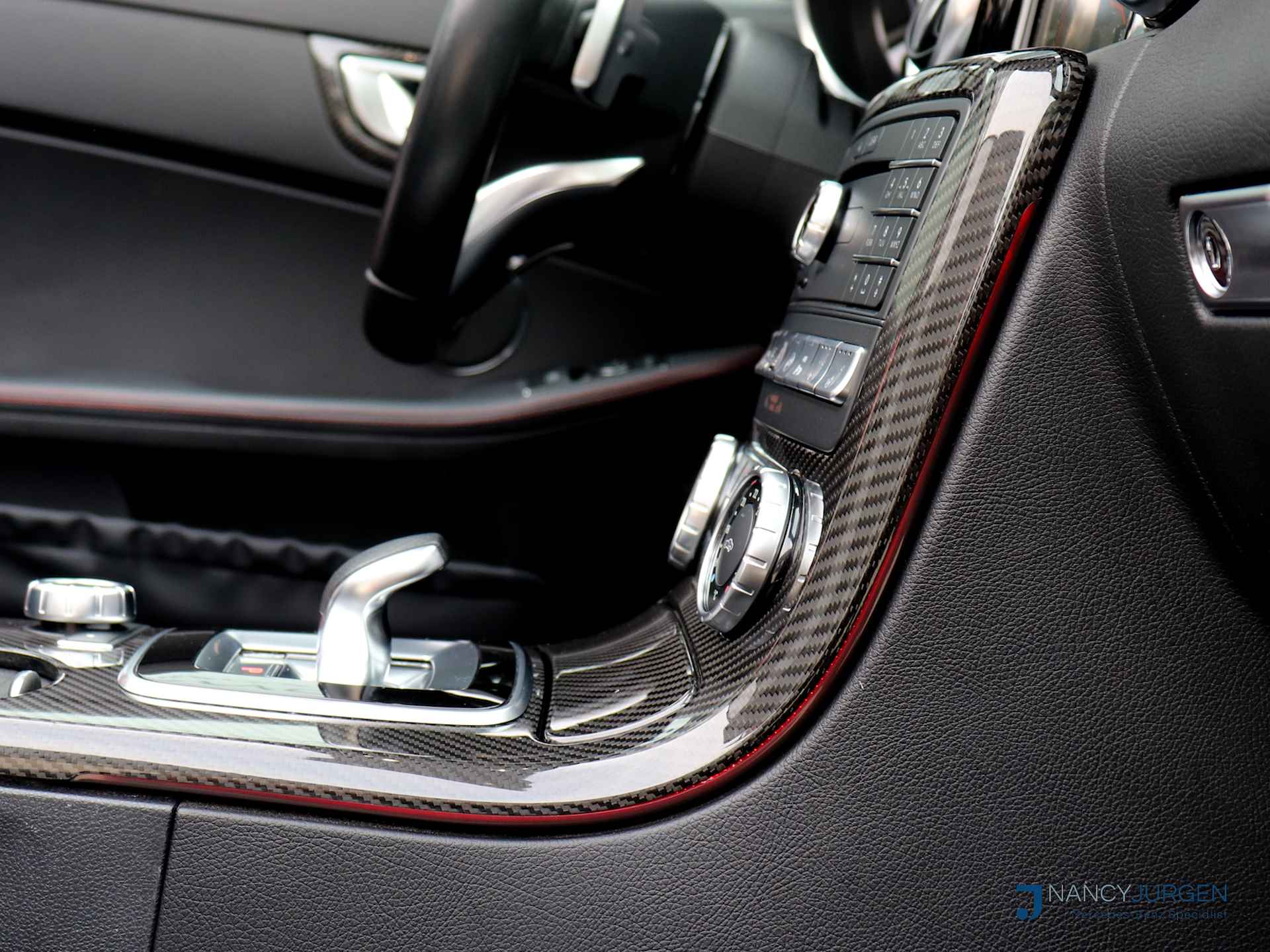 Mercedes-Benz SLC 300 AMG | Red Art Edition | 9-G Automaat | Airscarf | Stoelverwarming | Comand Navi | Pano | Apple Car Play | Modeljaar 2018 | UNIEKE Cabrio !! | Volledig dealeronderhouden!! - 42/48