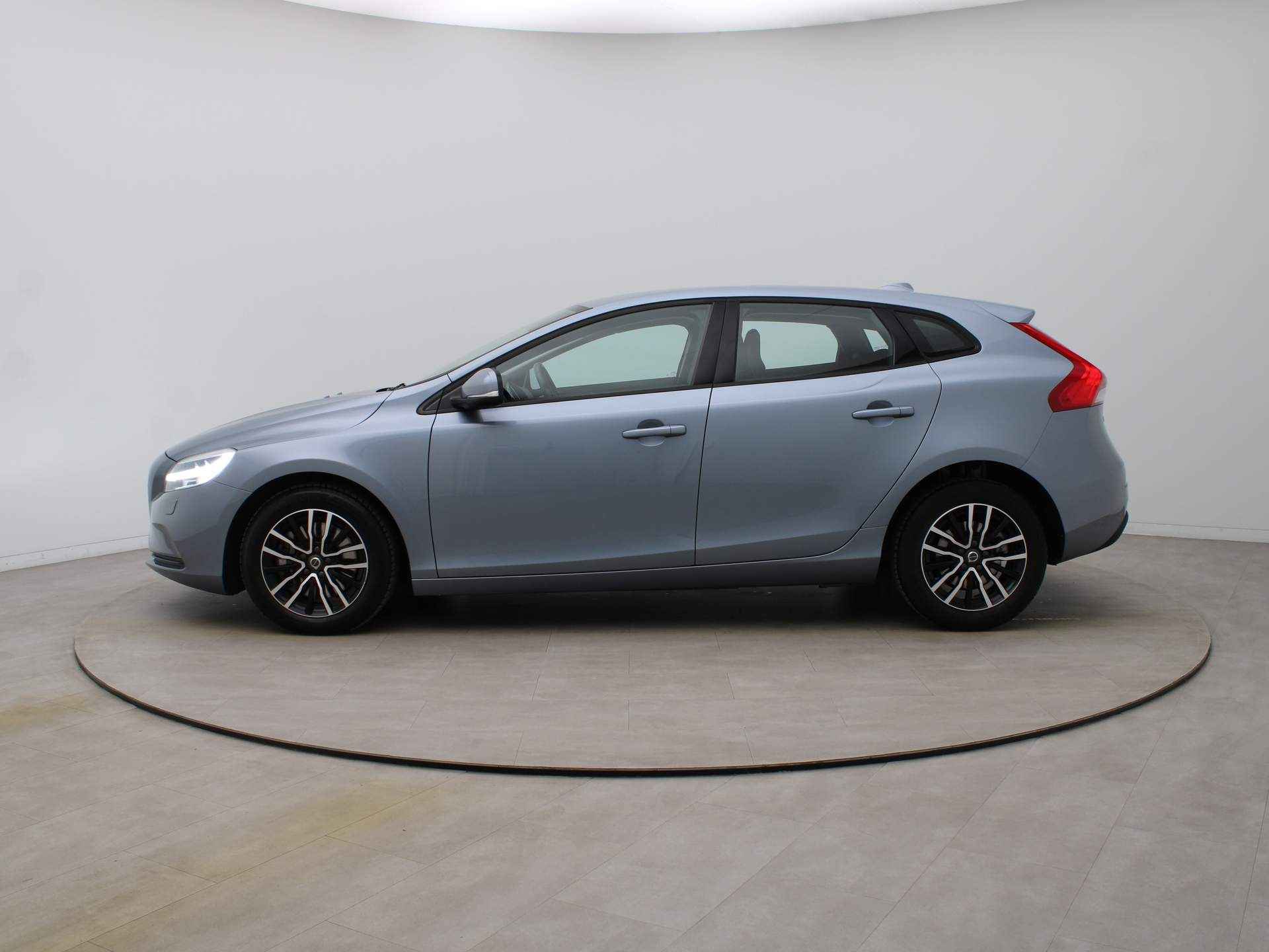 Volvo V40 123pk 1.5 T2 Nordic+ AUTOMAAT Airco | Navi | Parksens. achter | Stoelverwarming - 20/37