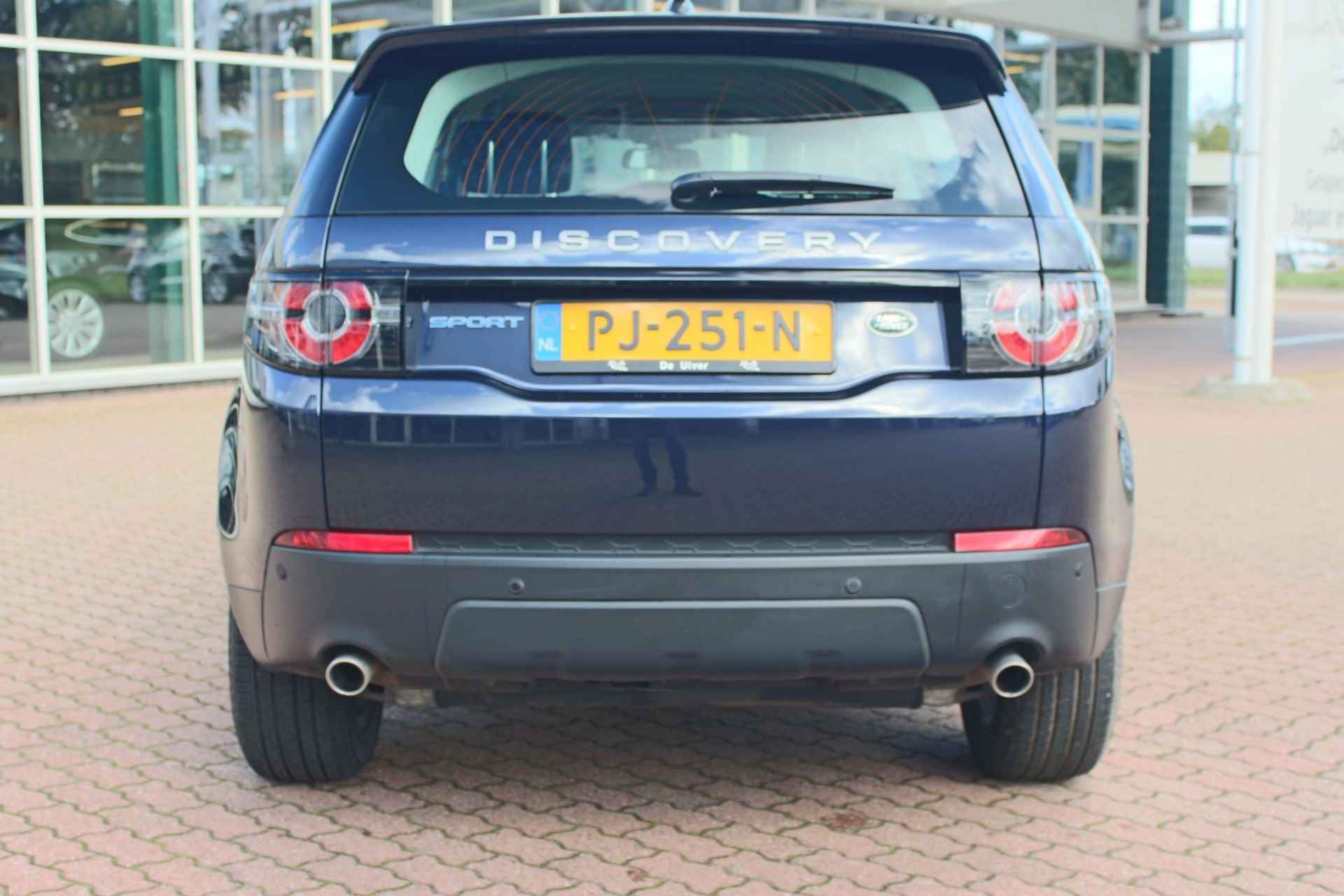 LAND ROVER Discovery Sport 2.0 eD4 E-Capability 150pk 2WD 5p. Pure - 8/54