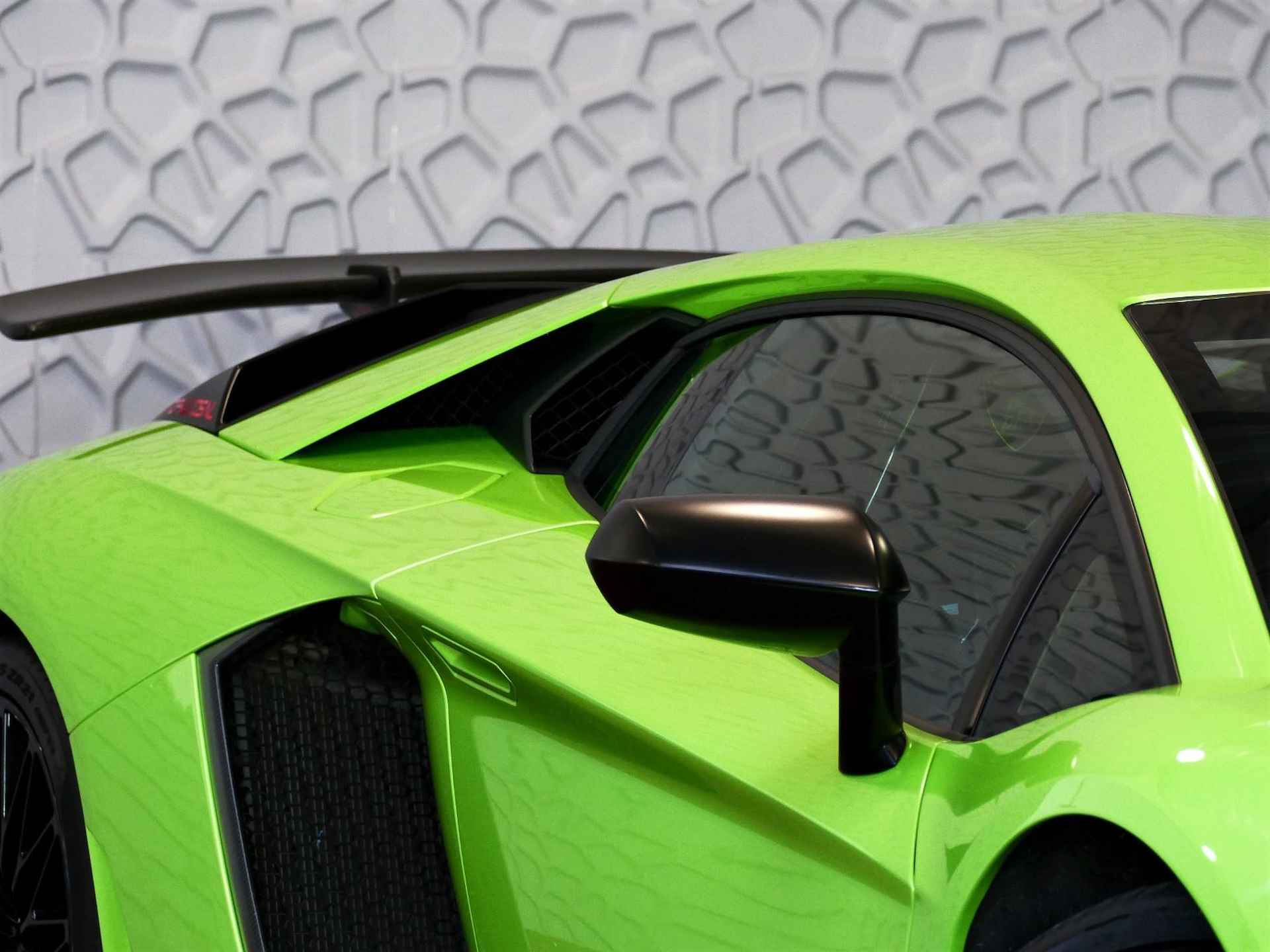 Lamborghini Aventador 6.5 V12 LP750-4 Superveloce SV Verde ithaca Lift Camera - 53/85