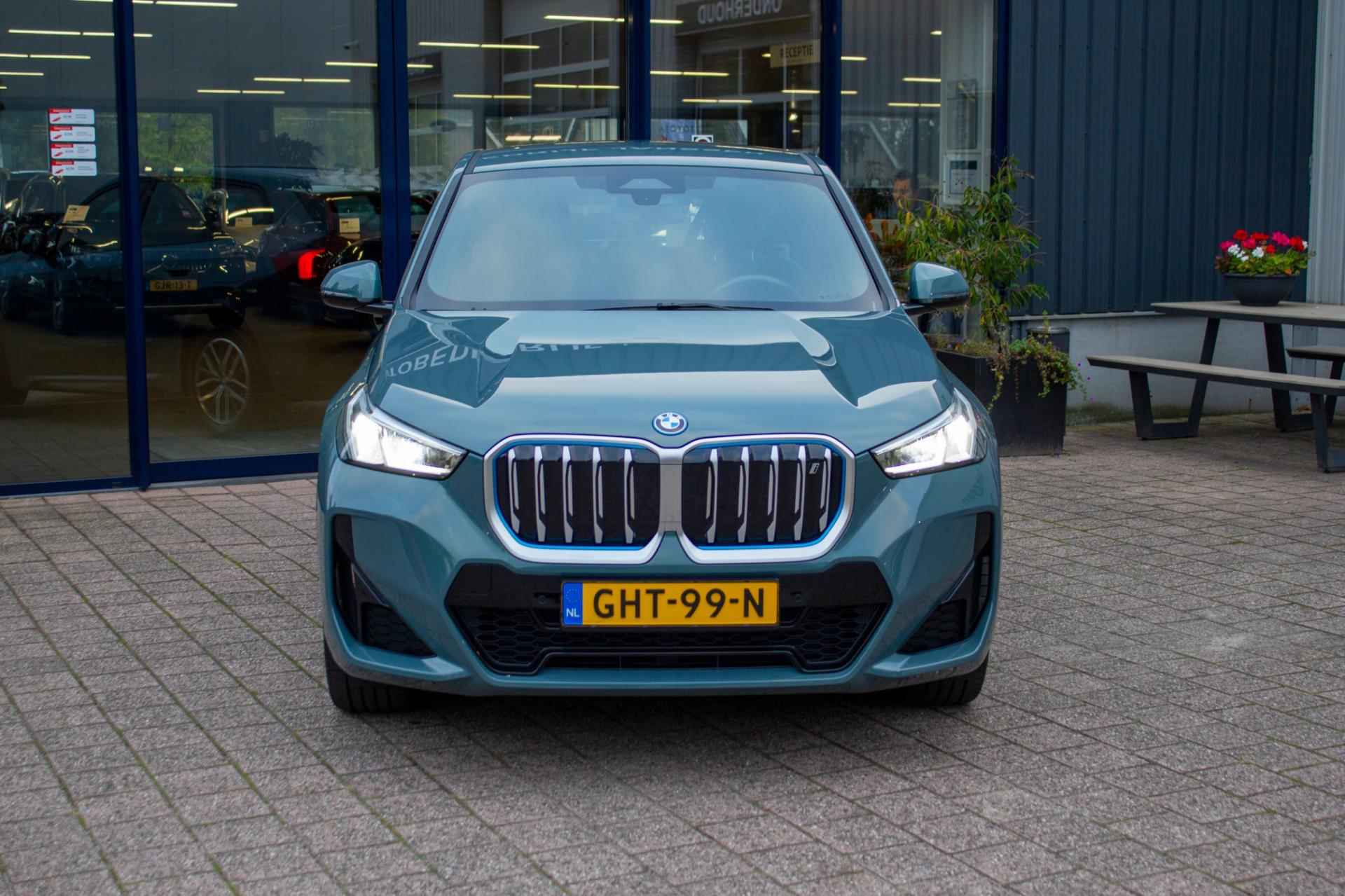 BMW IX1 XDrive30 67 kWh M-Sport | Prijs rijklaar incl. 12 mnd garantie | Camera Navi Pakeerhulp - 7/53