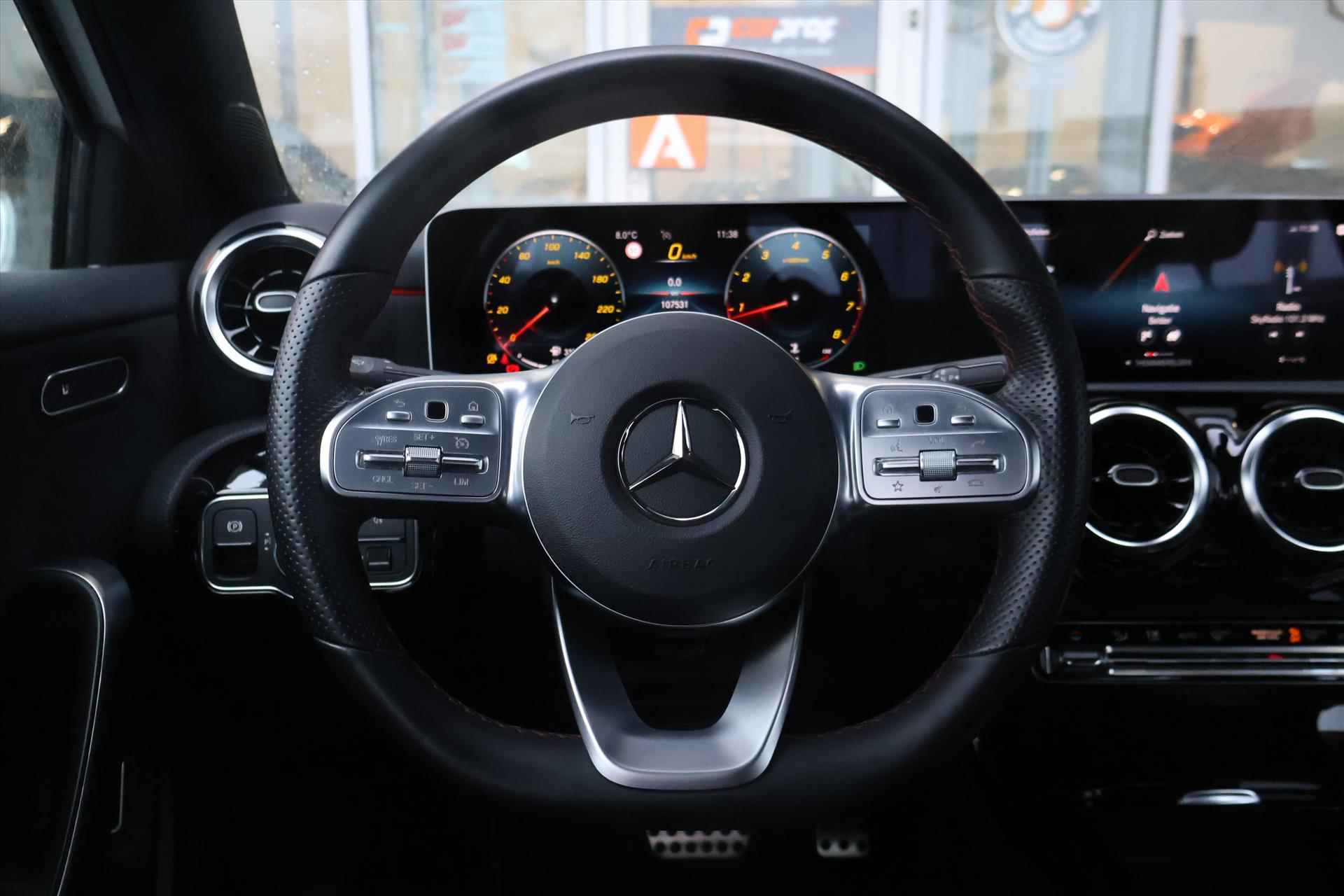 Mercedes A-Klasse Limousine A 200 AMG-Line 163pk 7G-DCT | Camera | LED | Navi | Carplay | Stoelverwarming - 17/40