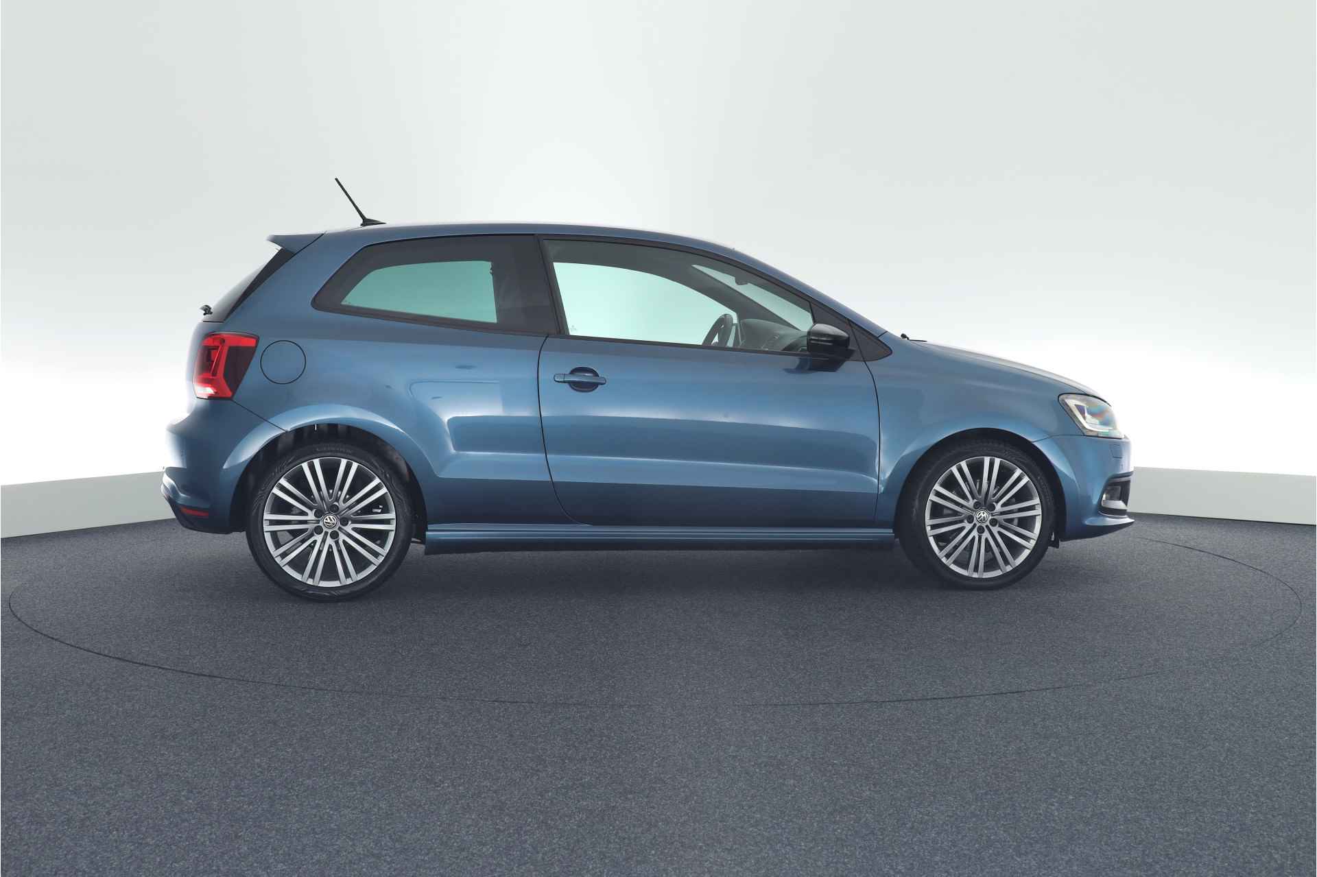 Volkswagen Polo 1.4 TSI 150pk DSG BlueGT Xenon Stoelverwarming Navigatie - 5/39