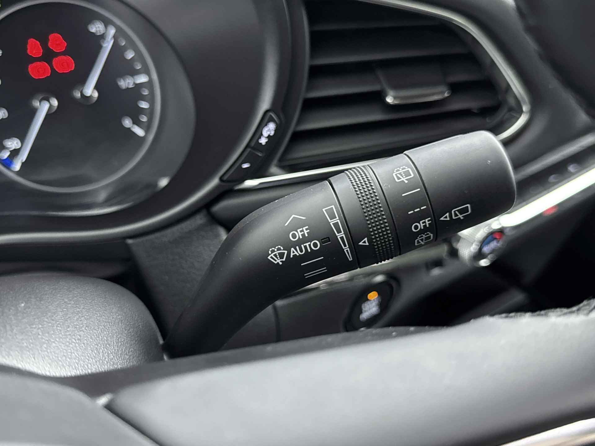 Mazda CX-30 2.0 e-SkyActiv-X M Hybrid Homura | Automaat | Andriod auto | Apple Carplay | Navigatie - 24/39