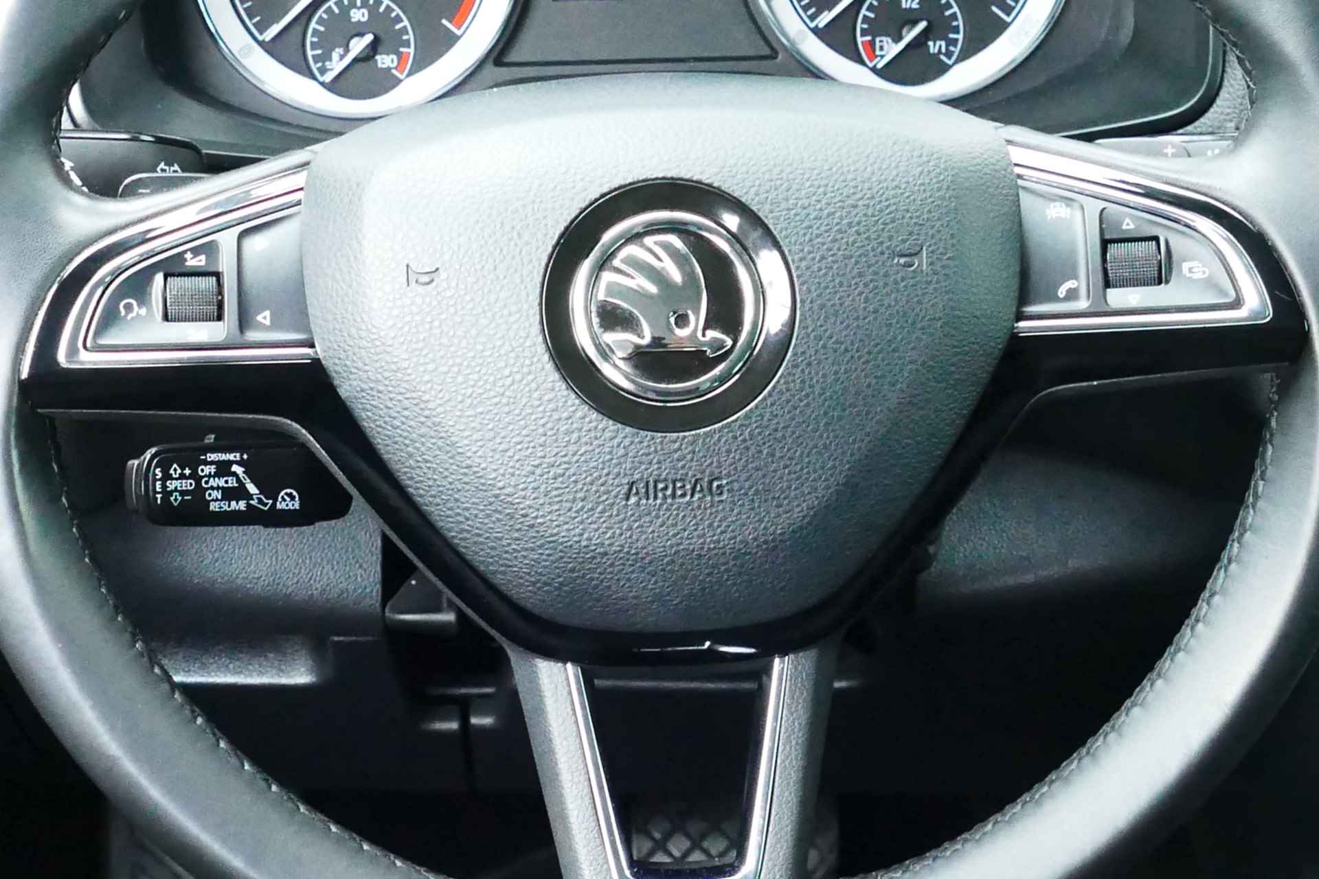 Škoda Karoq 1.5 150pk TSI ACT Style Business. Carplay/Android, Adaptief Cruise, Led Koplampen, 18"LMV, Stoelverw - 14/40
