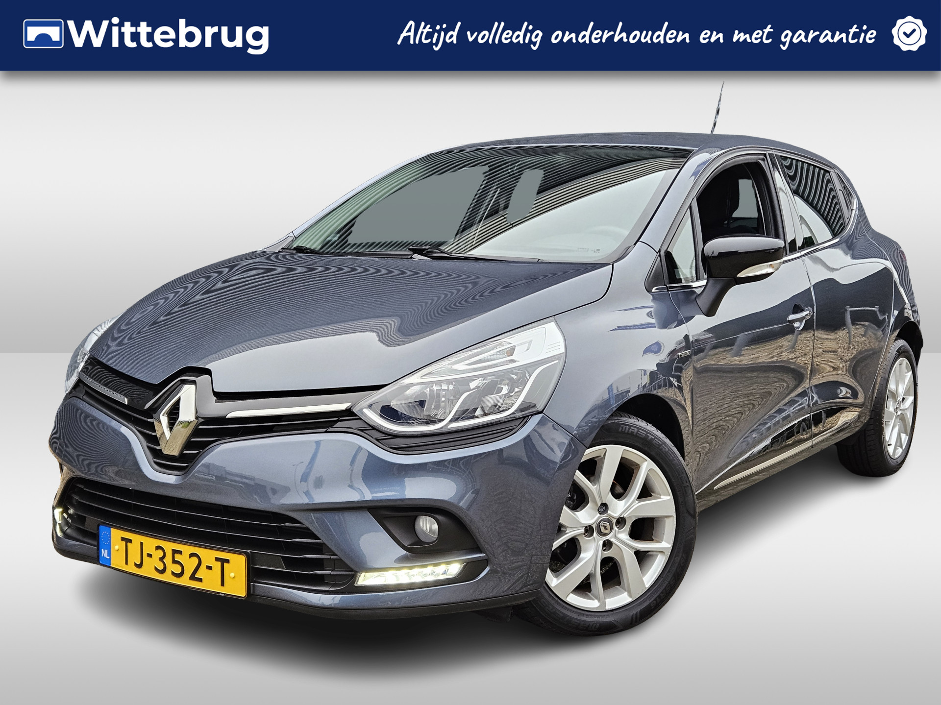 Renault Clio 0.9 TCe Limited | Navigatie | Bluetooth | Cruise Control | Parkeersensoren | Lichtmetalen Velgen | Middenarmsteun Voor | Nette Auto !!