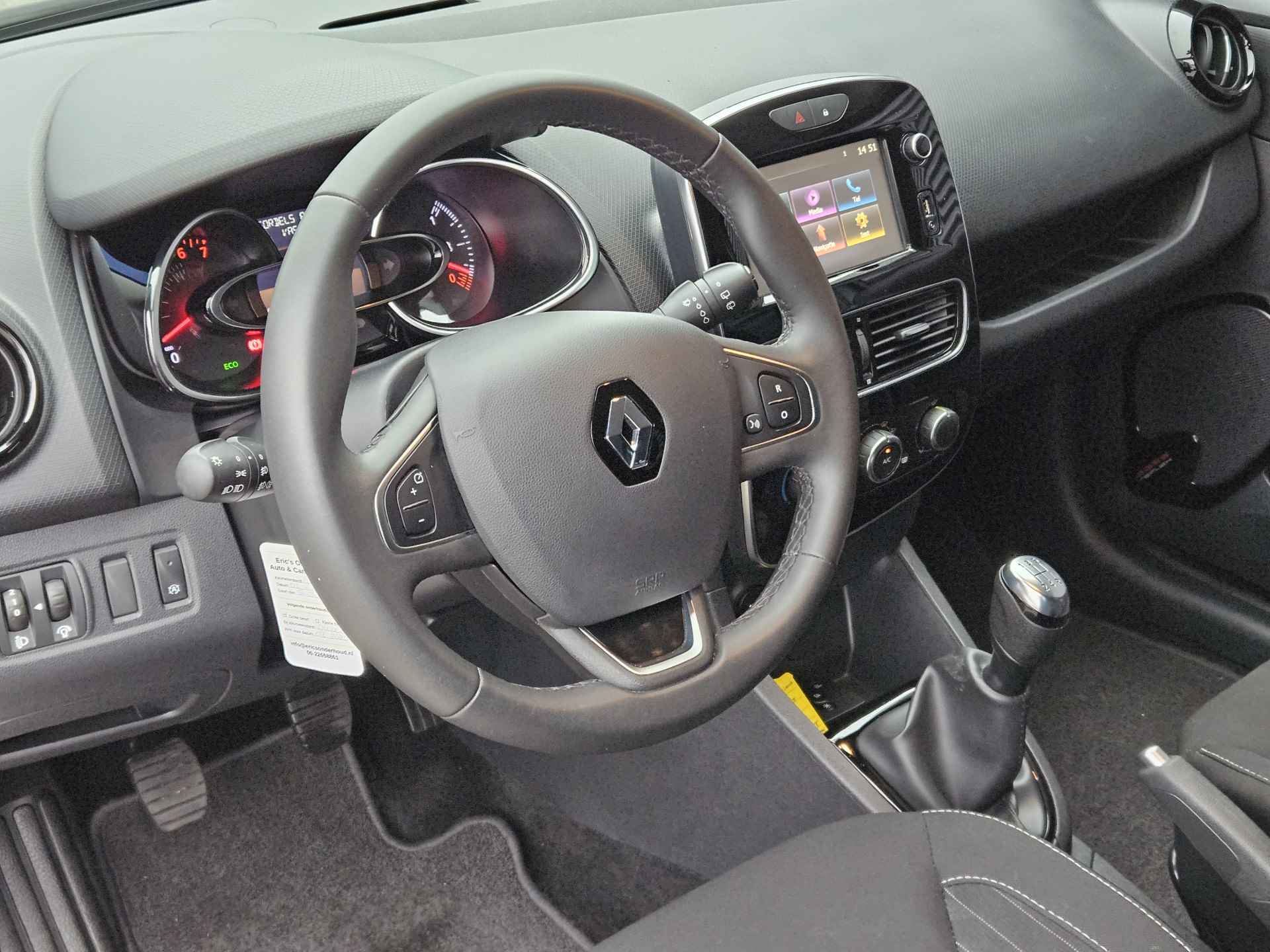 Renault Clio 0.9 TCe Limited | Navigatie | Bluetooth | Cruise Control | Parkeersensoren | Lichtmetalen Velgen | Middenarmsteun Voor | Nette Auto !! - 9/39