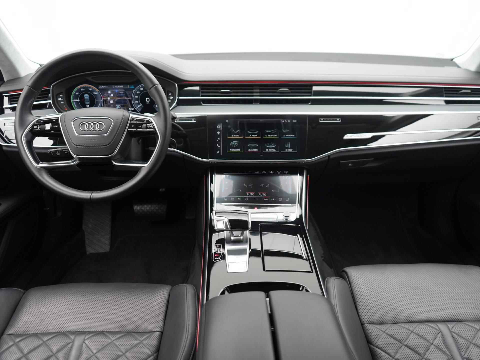 Audi A8 60 TFSi - e Quattro | S Line | OLED | B&O | rear seat ent. | 20" - 12/69