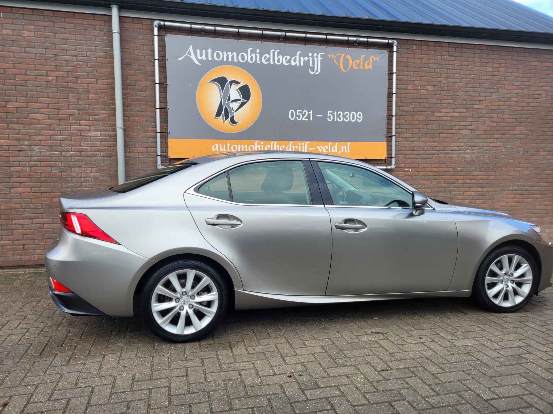 Lexus IS 300h Business Line Pro - 26/28