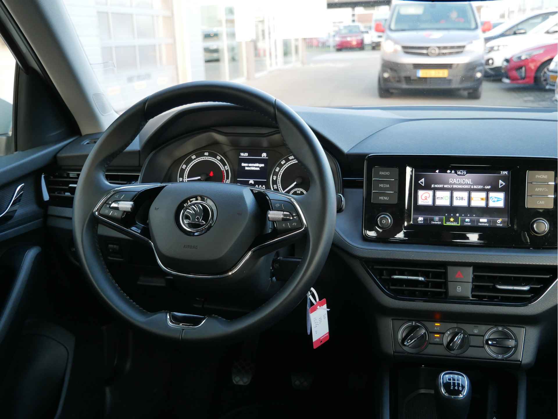 Škoda Kamiq 1.0 TSI Ambition Parkeersonsor achter| App Connect | Cruise-control - 9/29