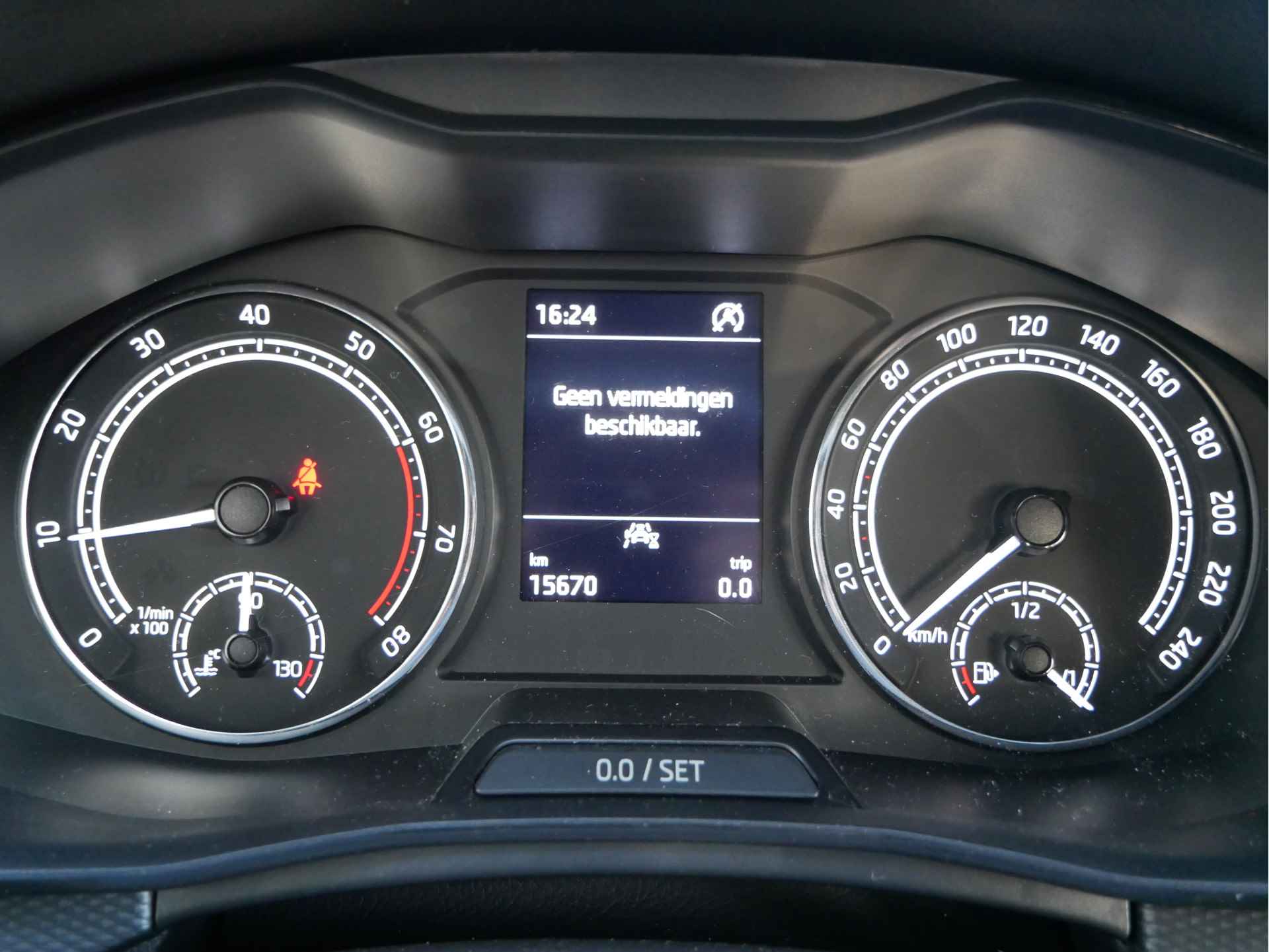 Škoda Kamiq 1.0 TSI Ambition Parkeersonsor achter| App Connect | Cruise-control - 15/29