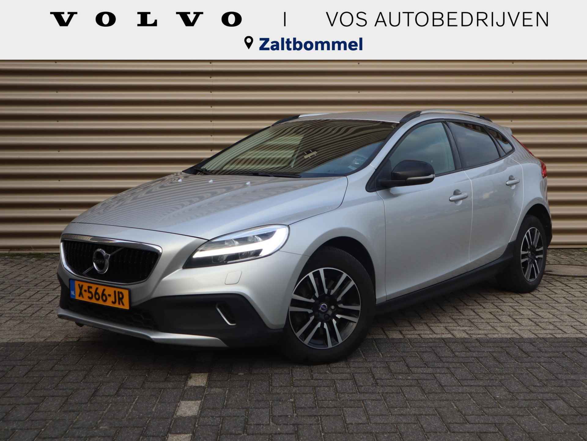 Volvo V40