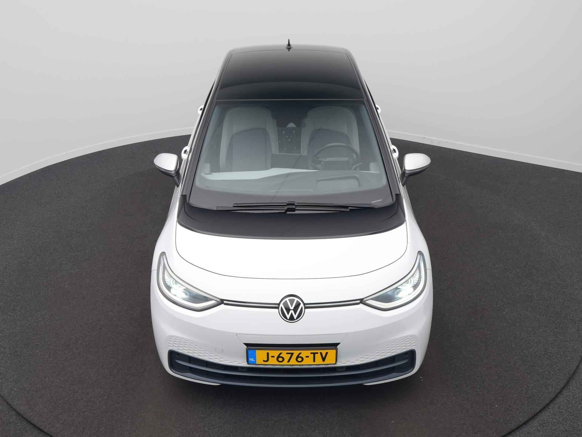 Volkswagen ID.3 First Max 58 kWh / Camera / Elek. Stoelen / Adap. Cruise / HUD - 11/60