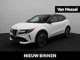 Alfa Romeo Junior Elettrica Speciale 54 kWh | Direct Leverbaar | Matrix Koplampen | Parkeercamera Achter | Apple Carplay & Android Auto |