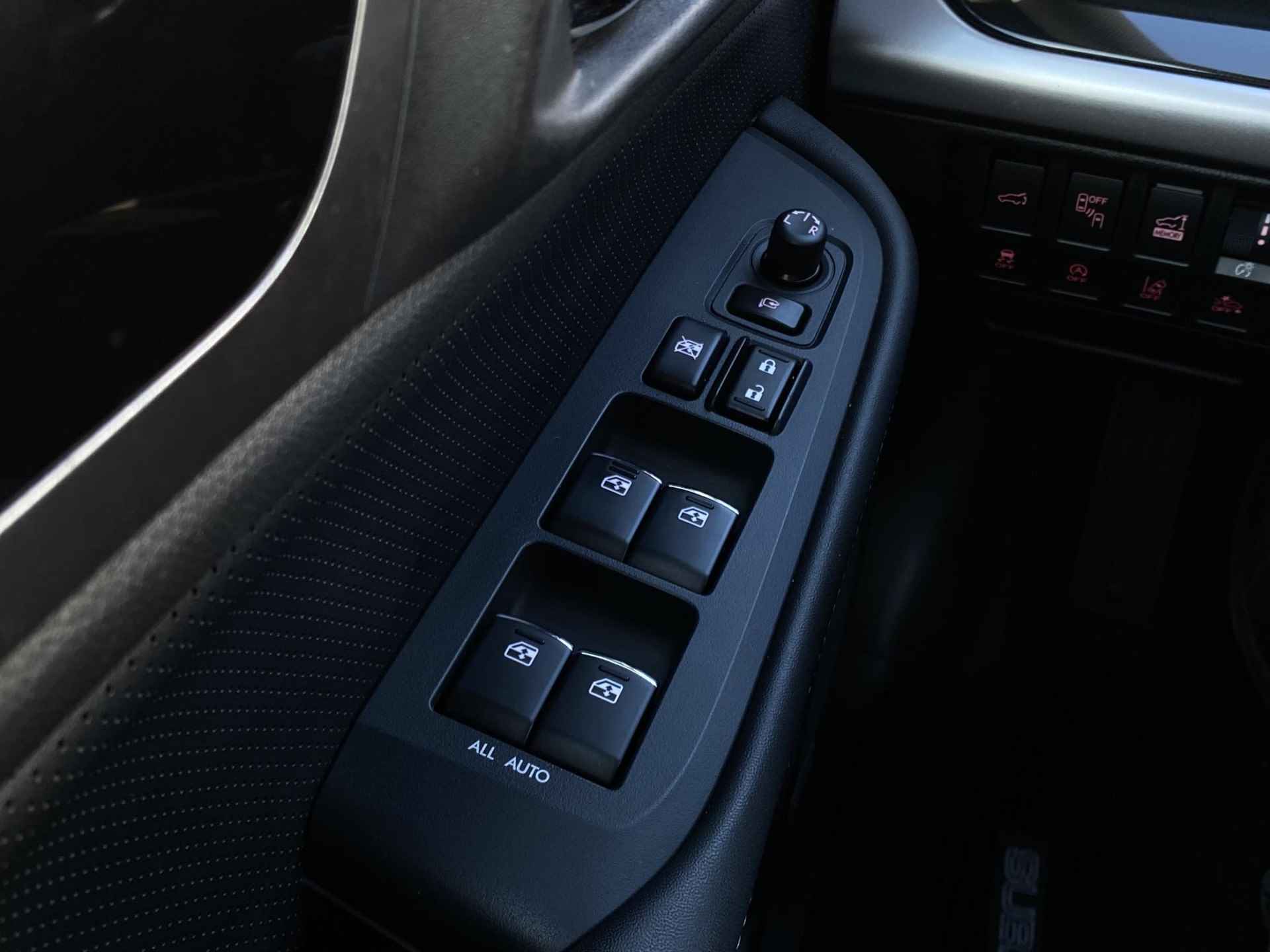 Subaru Outback 2.5i Premium | Navigatie | Stuurwielverwarming | Eyesight | Adaptieve cruise control | Stoelverwarming voor en achter | Trekhaak | Elektrisch schuif/kantel dak | - 23/45