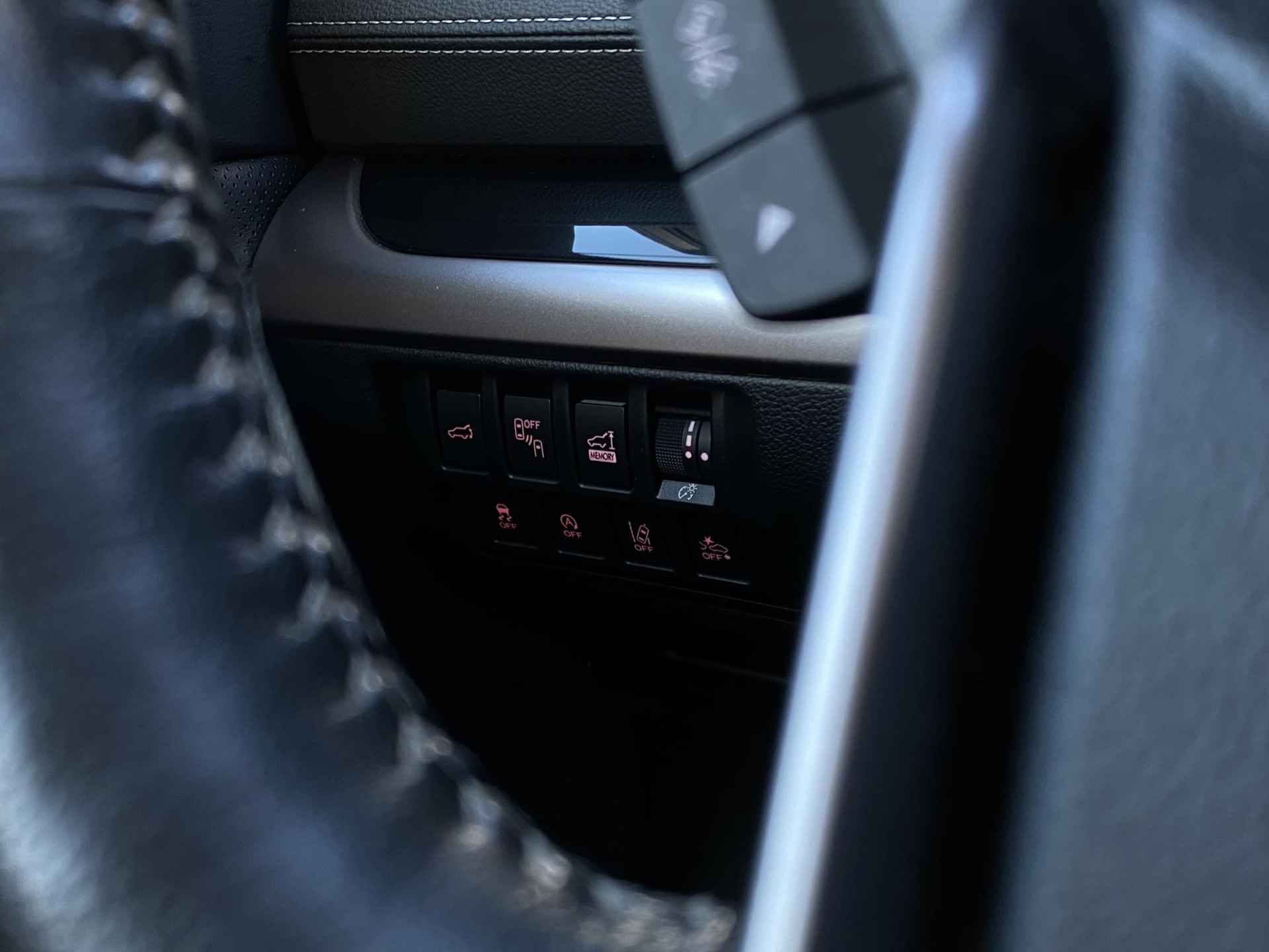 Subaru Outback 2.5i Premium | Navigatie | Stuurwielverwarming | Eyesight | Adaptieve cruise control | Stoelverwarming voor en achter | Trekhaak | Elektrisch schuif/kantel dak | - 26/45