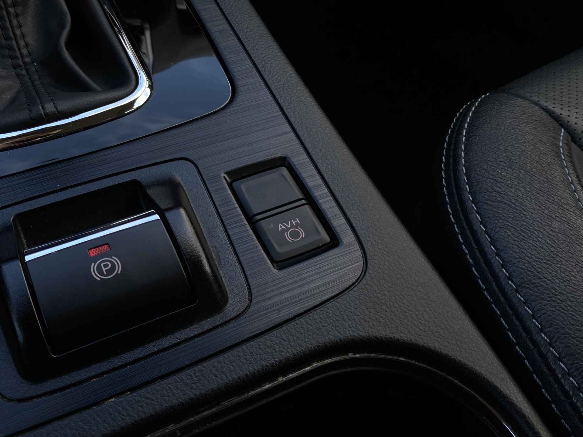 Subaru Outback 2.5i Premium | Navigatie | Stuurwielverwarming | Eyesight | Adaptieve cruise control | Stoelverwarming voor en achter | Trekhaak | Elektrisch schuif/kantel dak | - 39/45