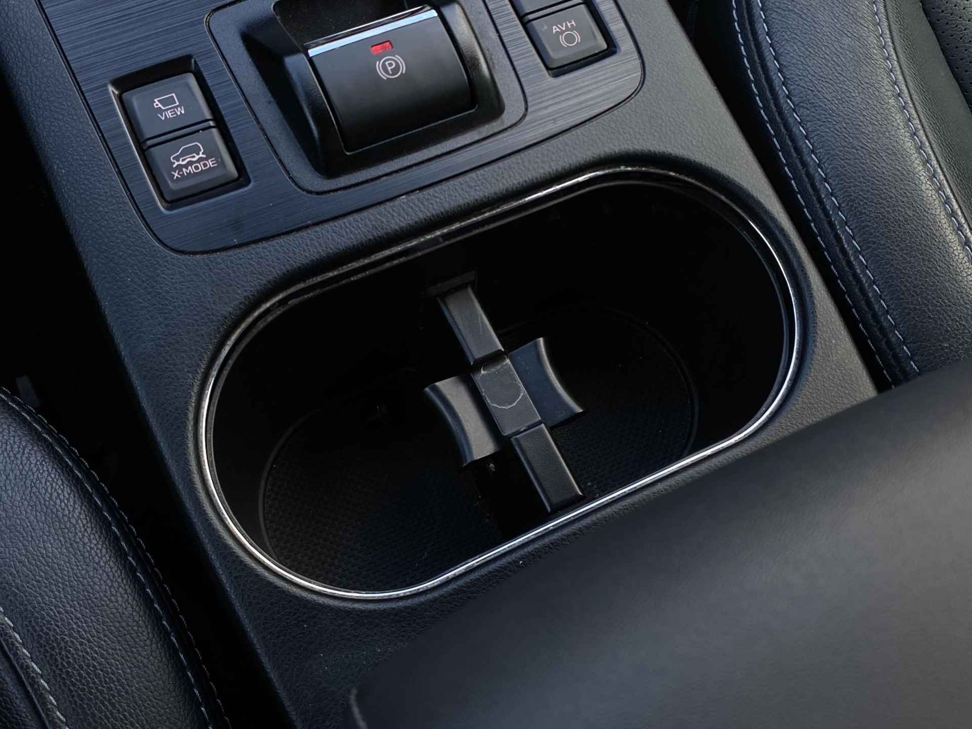 Subaru Outback 2.5i Premium | Navigatie | Stuurwielverwarming | Eyesight | Adaptieve cruise control | Stoelverwarming voor en achter | Trekhaak | Elektrisch schuif/kantel dak | - 40/45
