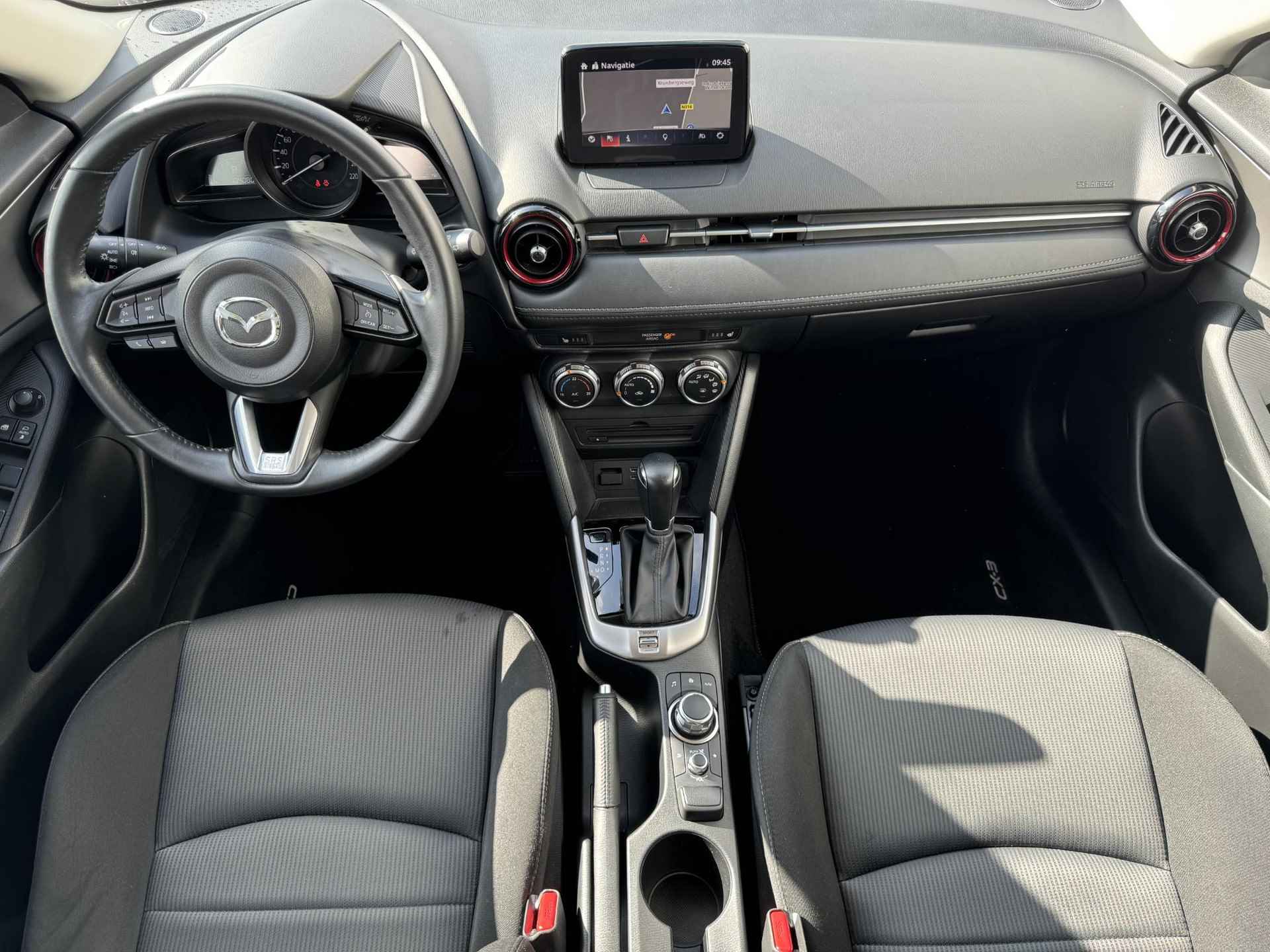 Mazda CX-3 2.0 SkyActiv-G 120 Dynamic / Automaat / Navigatie / Boekjes / Climate Control / - 2/35