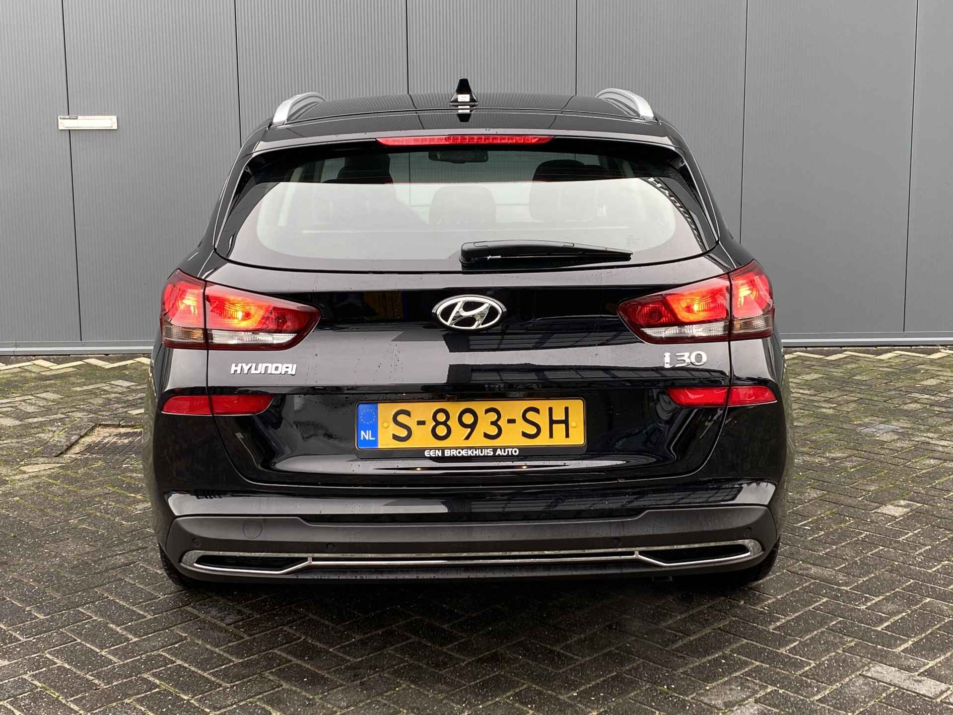 Hyundai i30 Wagon 1.0 T-GDI 120pk MHEV Comfort Smart | Camera | Climate | Keyless | NL. Auto | Full Led | Navigatie | 16" Lichtmetaal | Park - 5/28