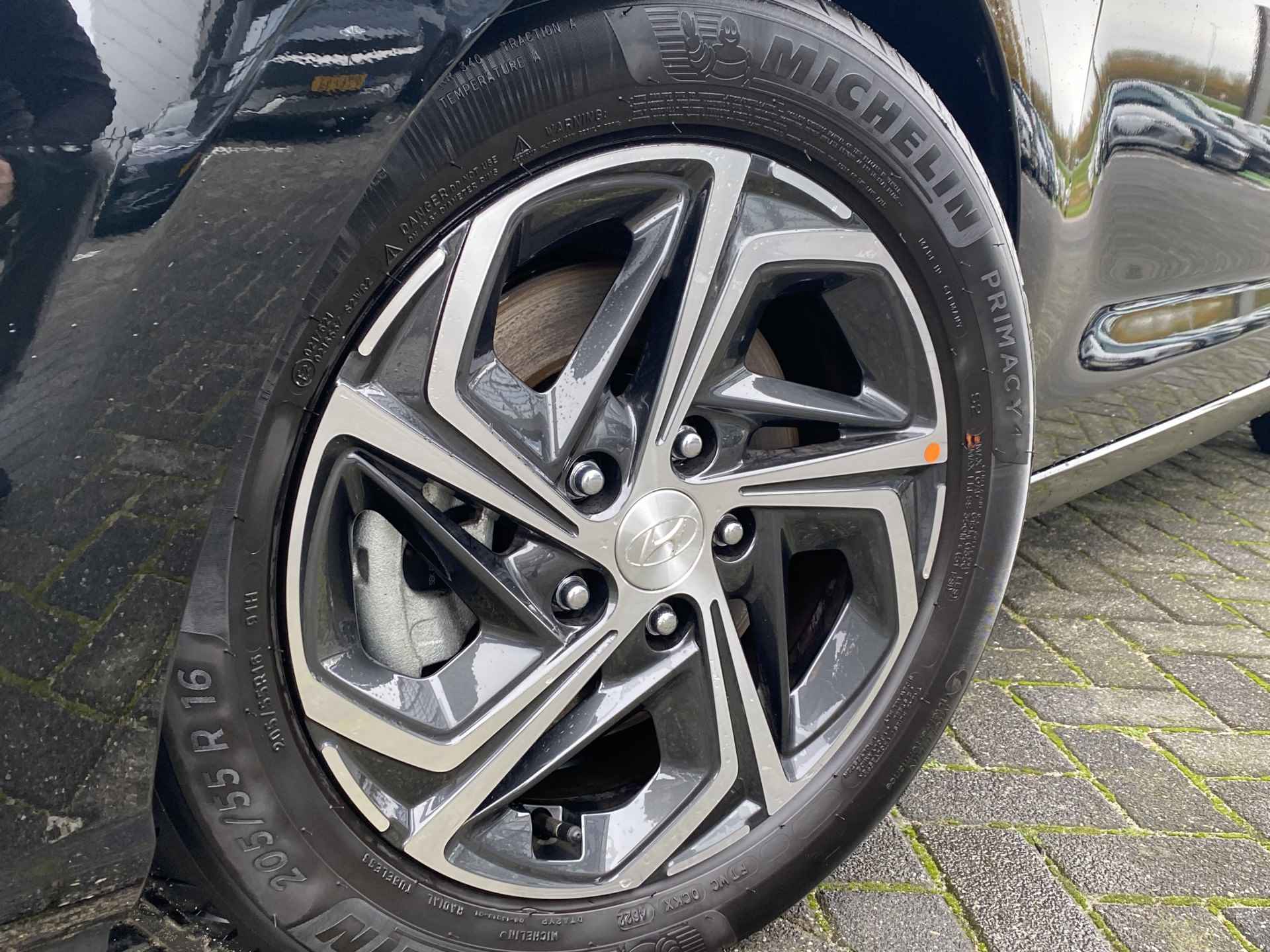 Hyundai i30 Wagon 1.0 T-GDI 120pk MHEV Comfort Smart | Camera | Climate | Keyless | NL. Auto | Full Led | Navigatie | 16" Lichtmetaal | Park - 9/28