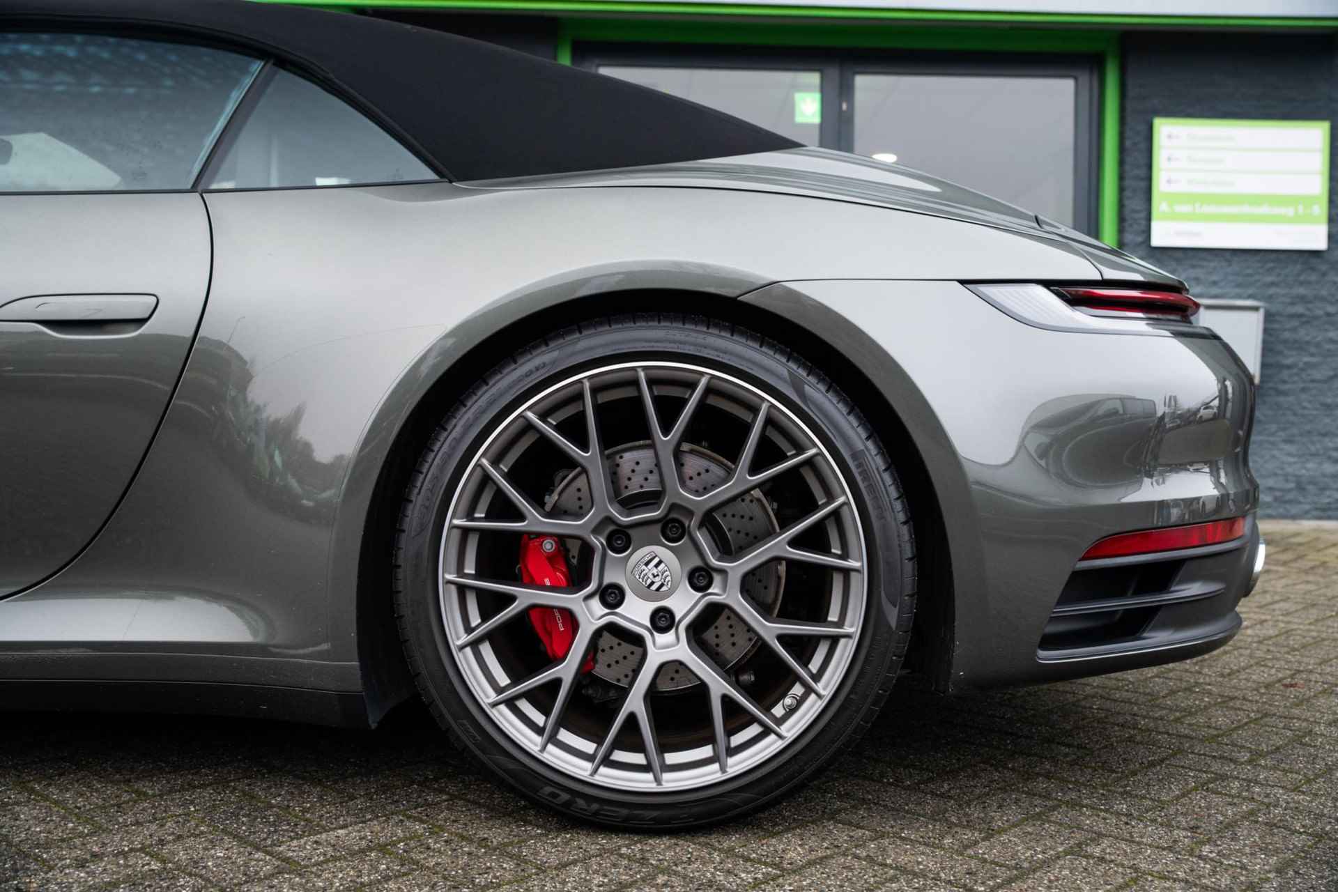 Porsche 911 Cabrio 3.0 Carrera 4S / SP.CHRONO / INNODRIVE / SP.UITLAAT - 16/57