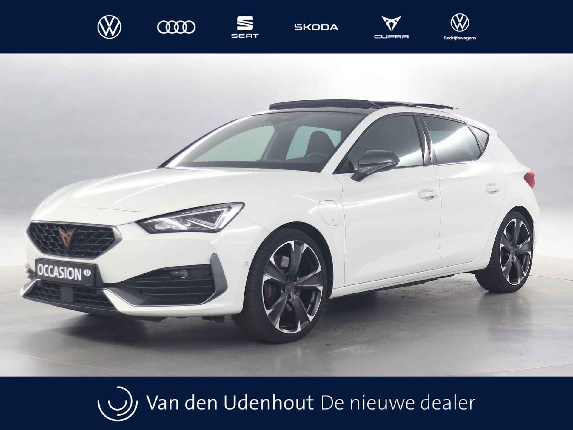 CUPRA Leon 1.4 TSI eHybrid 245pk PHEV  VZ Performance / Panoramadak / Camera / Adaptive Cruise