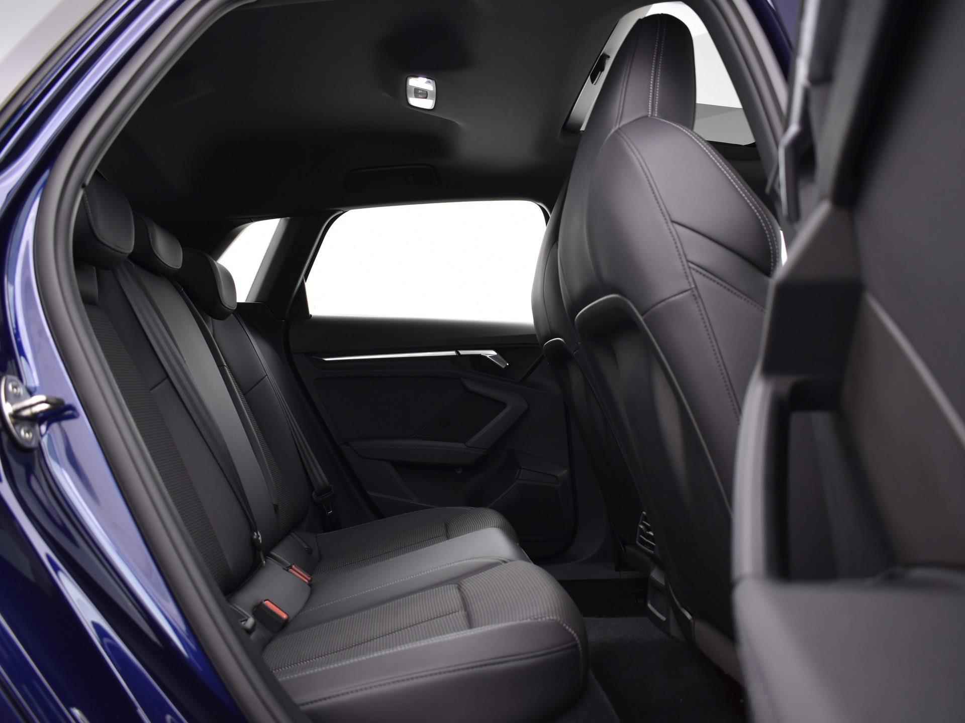 Audi A3 Sportback 35 TFSI 150pk S-Tronic S edition | Panoramadak | ACC | Navi | Smartphone Interface | P-Sensoren | 17'' Inch | Garantie t/m 09-06-2027 of 100.000km - 11/31