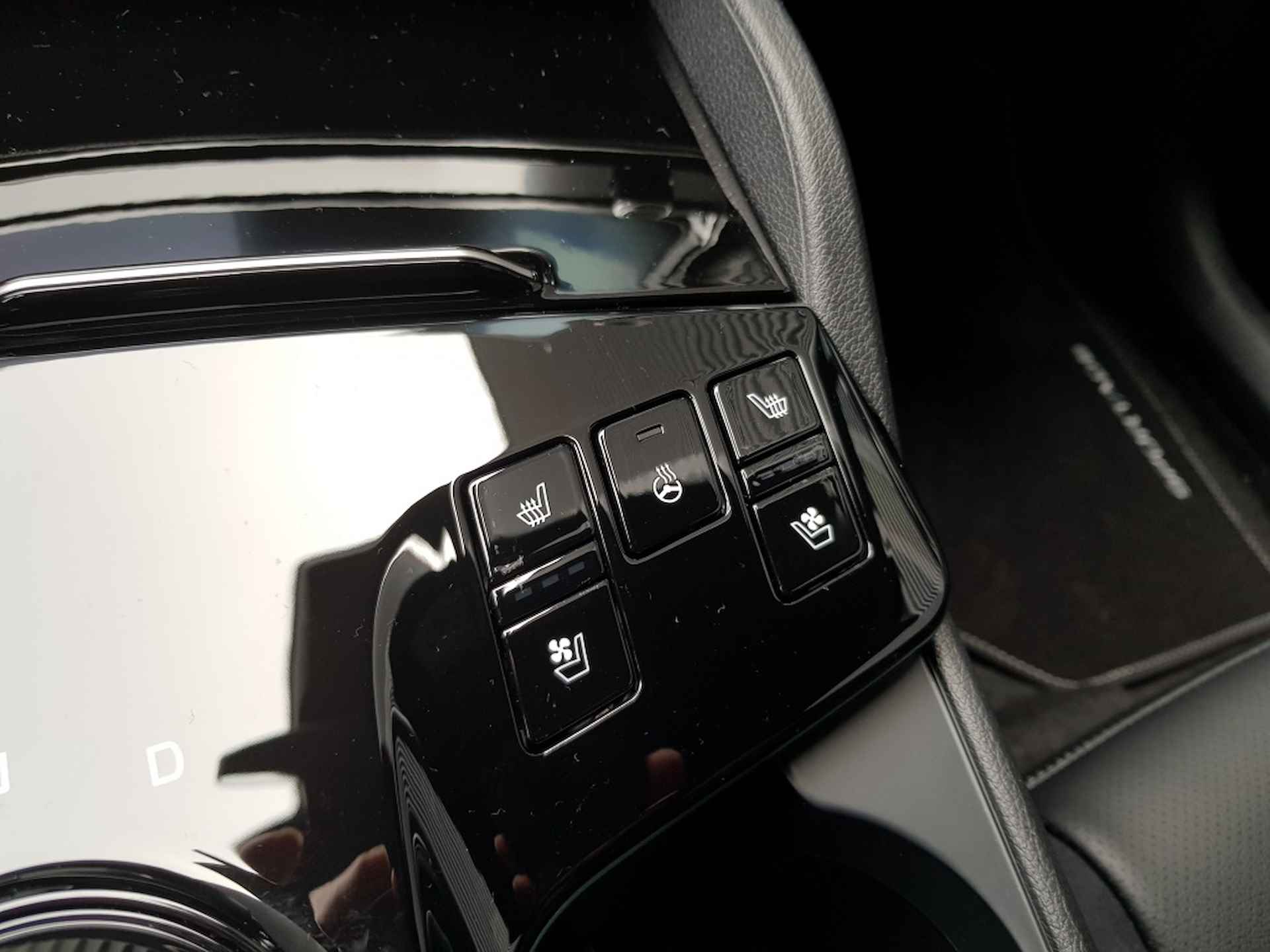 Kia Sportage PHEV (Plug-in) GT-Plusline 4WD - 22/36