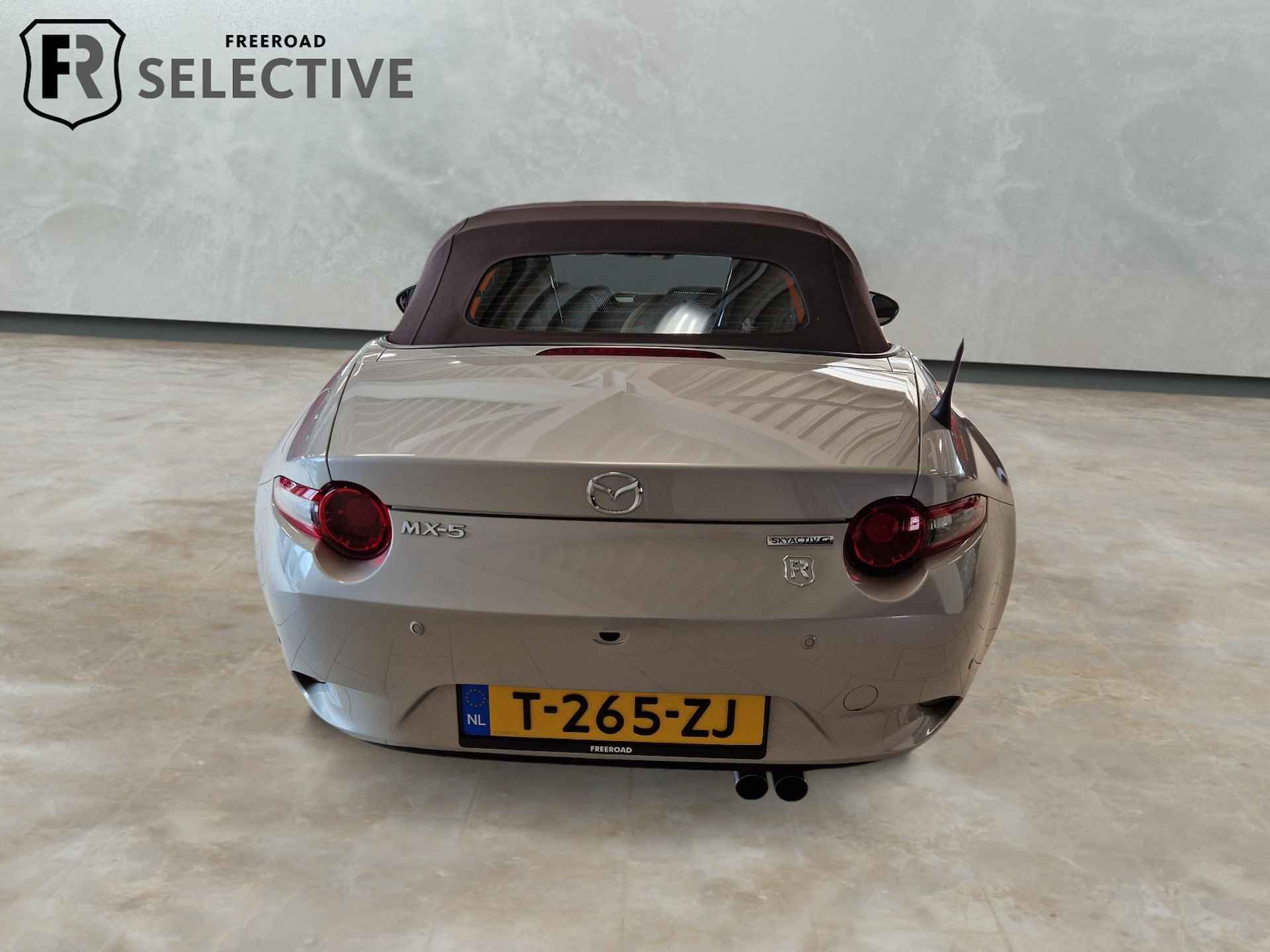 Mazda MX-5 1.5 SkyActiv-G 132 Kazari - 12/27