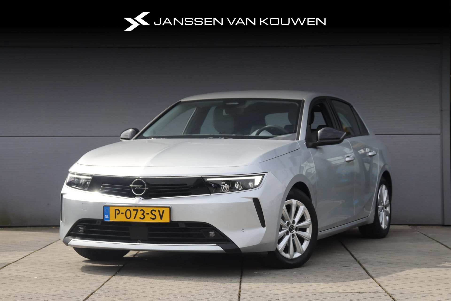 Opel Astra 1.2 Edition / Navigatie / Digitaal dashboard / PDC / Climate / 16'' velgen bij viaBOVAG.nl