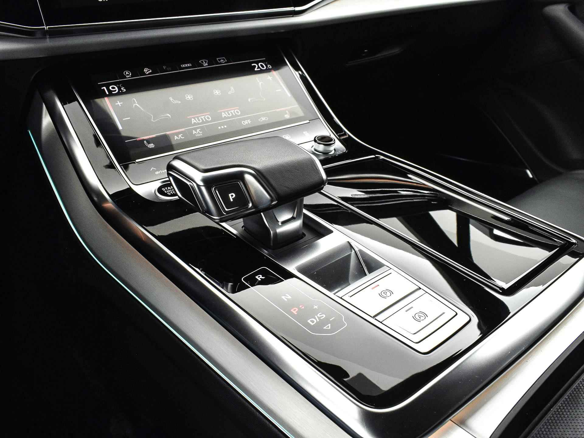 Audi Q7 55 Tfsi 340pk Tiptronic Quattro Pro Line S 7p | ACC | Panoramadak | Elek. Trekhaak | 7 Pers. | Elek. Achterklep | Standkachel | 21'' Inch | Garantie t/m 26-06-2027 of 100.000km - 36/37