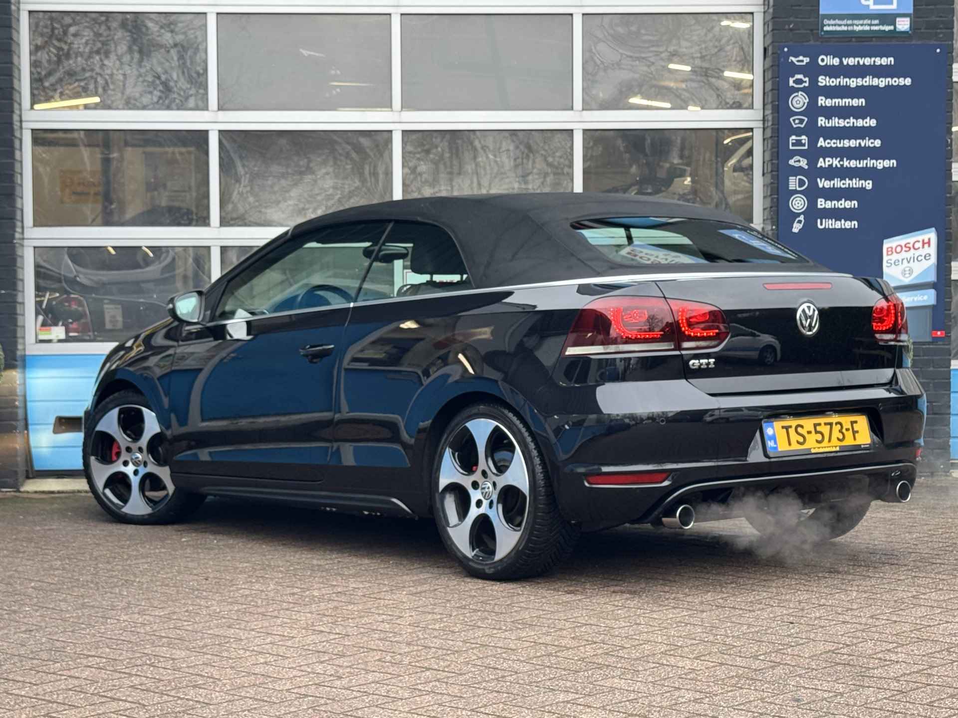 Volkswagen GOLF Cabriolet 2.0 TSI GTI Volledig Onderhouden & Uitstekende Staat | Trekhaak | Achteruitrijcamera | 18 Inch Velgen | - 3/59