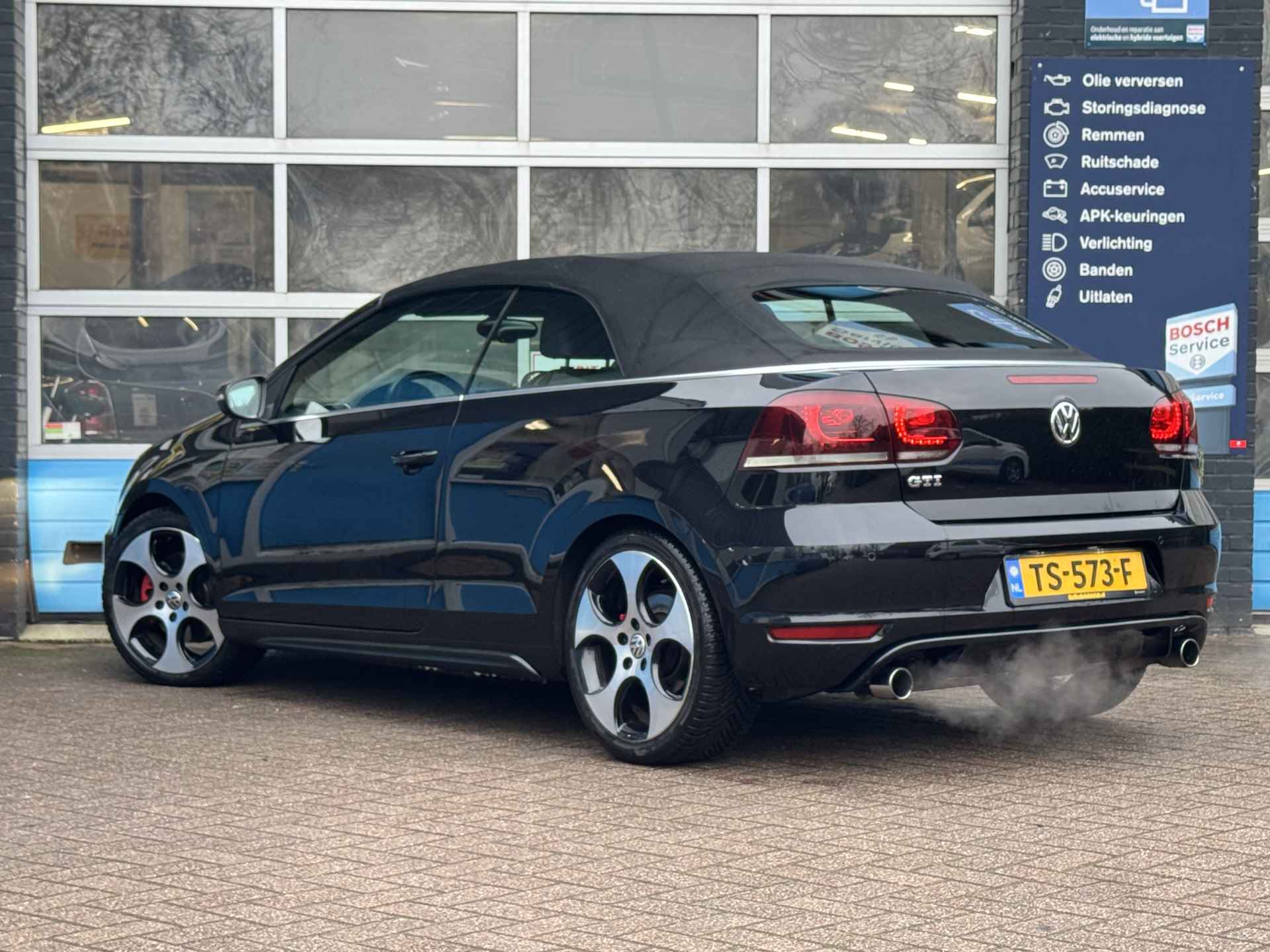 Volkswagen GOLF Cabriolet 2.0 TSI GTI Volledig Onderhouden & Uitstekende Staat | Trekhaak | Achteruitrijcamera | 18 Inch Velgen | - 54/59