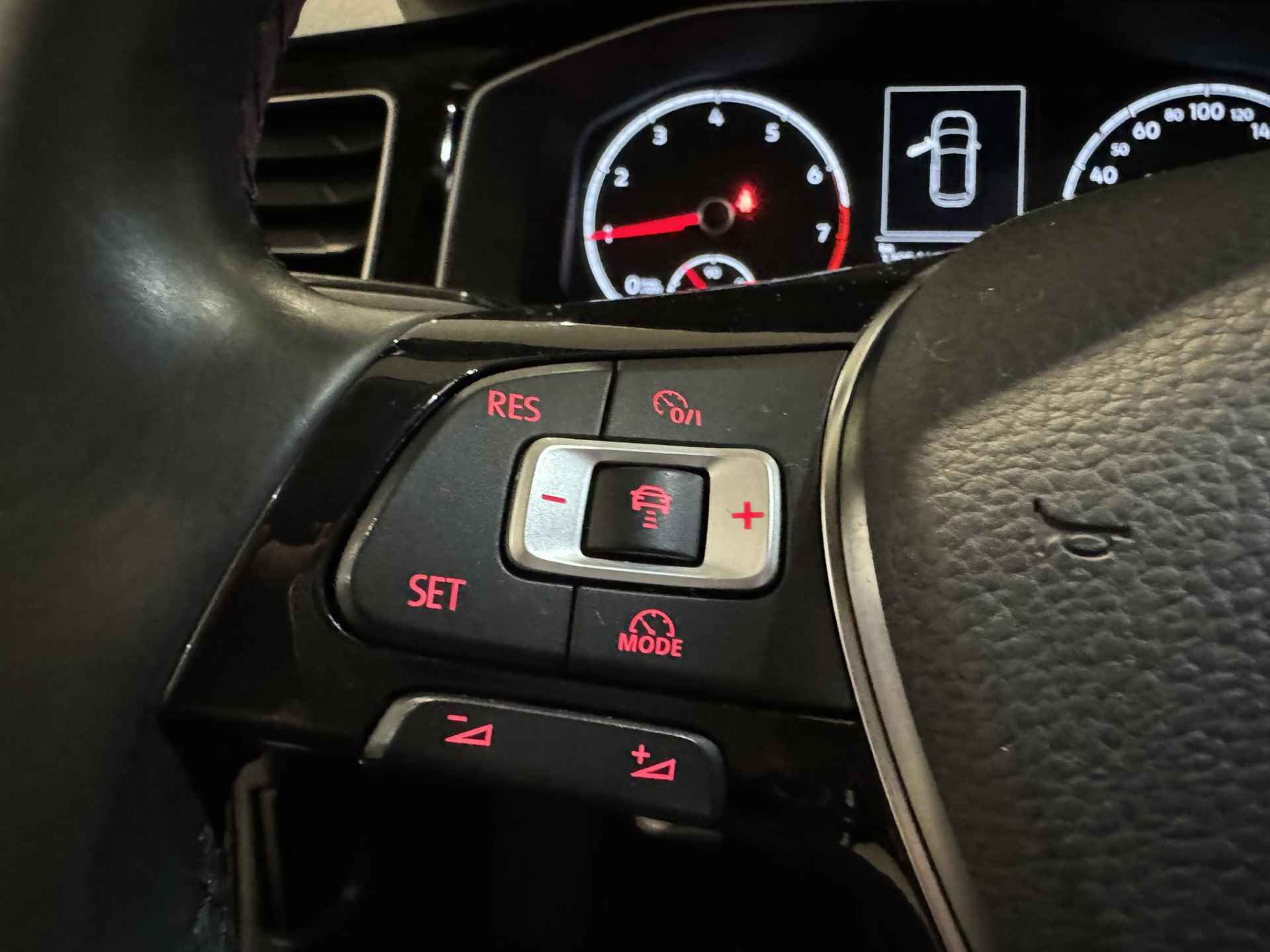 Volkswagen Polo 1.0 TSI Highline | Navigatie | Airconditioning | Parkeersensoren | Automaat | Budget | - 7/17