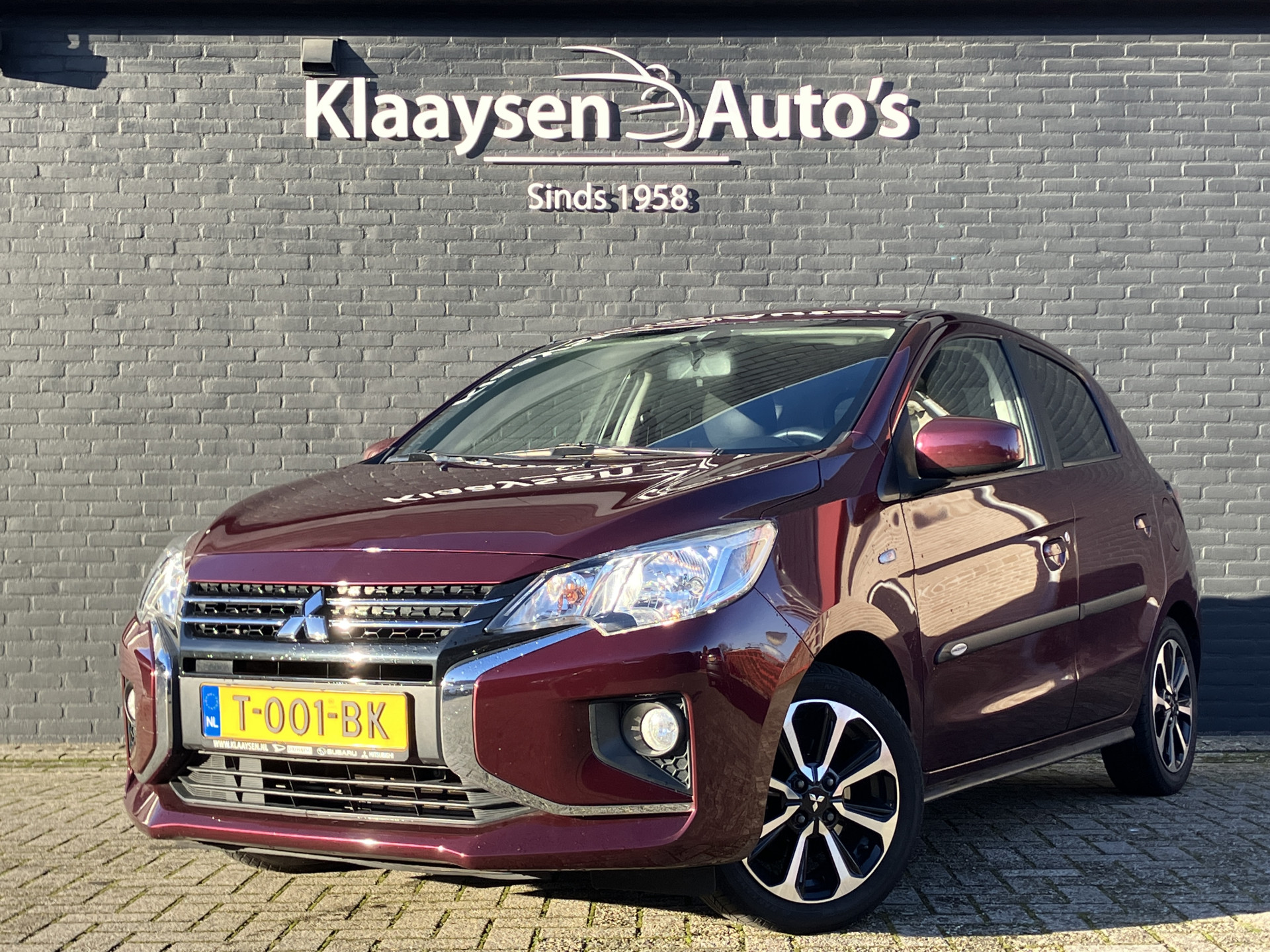 Mitsubishi Space Star 1.2 Instyle AUT. | dealer onderhouden | navigatie | airco | cruise control | stoelverwarming | apple carplay